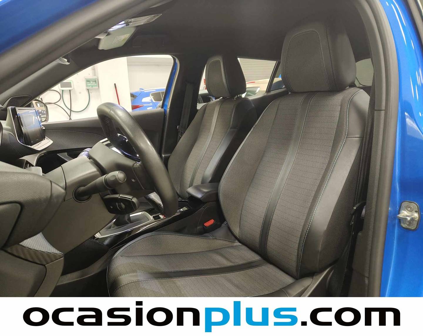 Foto Peugeot 2008 Peugeot 2008 PureTech 100 S&S Allure (100 CV)