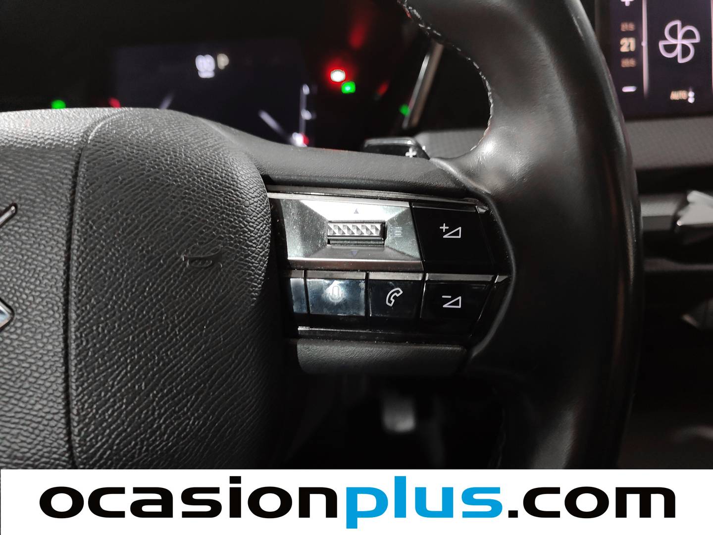 Foto DS DS4 DS DS4 BlueHDi 130 Trocadero Auto 96 kW (130 CV)