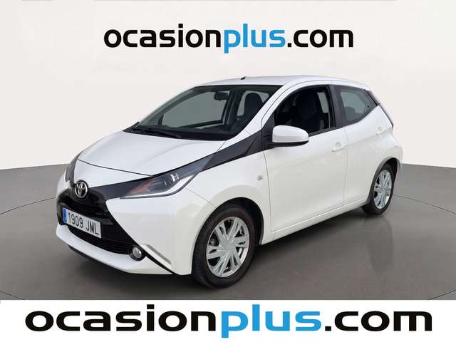Toyota Aygo 1.0 70 x-play (69 CV) de segunda mano