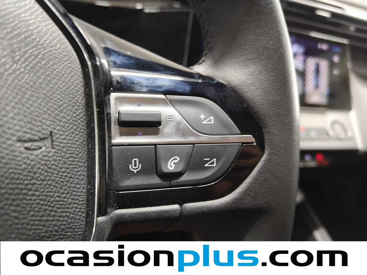 Peugeot 408 Peugeot 408 Allure Hybrid 145 eDCS6 107 kW (145 CV) de ocasión