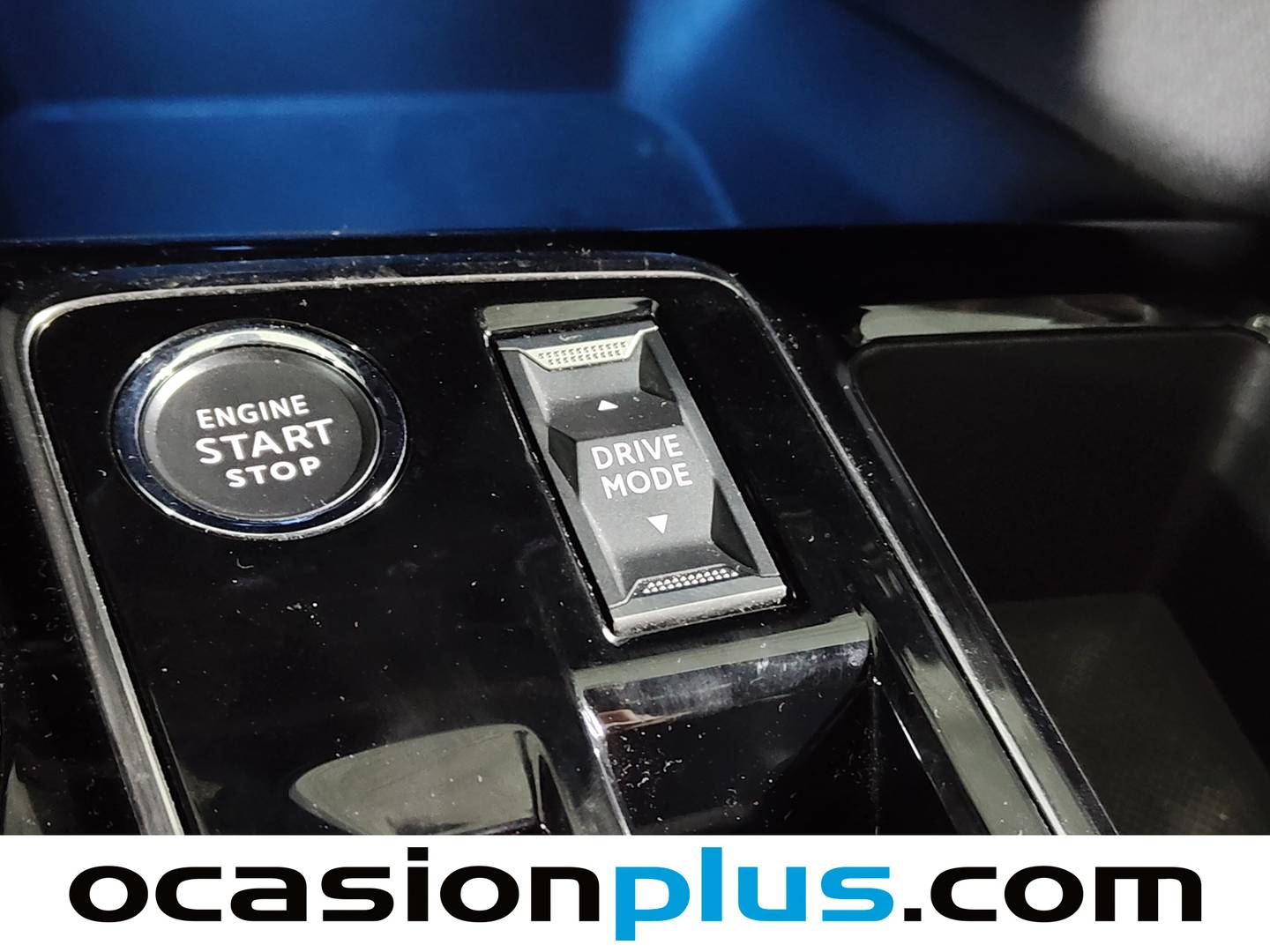 Foto Peugeot 3008 Peugeot 3008 PureTech 130 S&S GT EAT8  (130 CV)