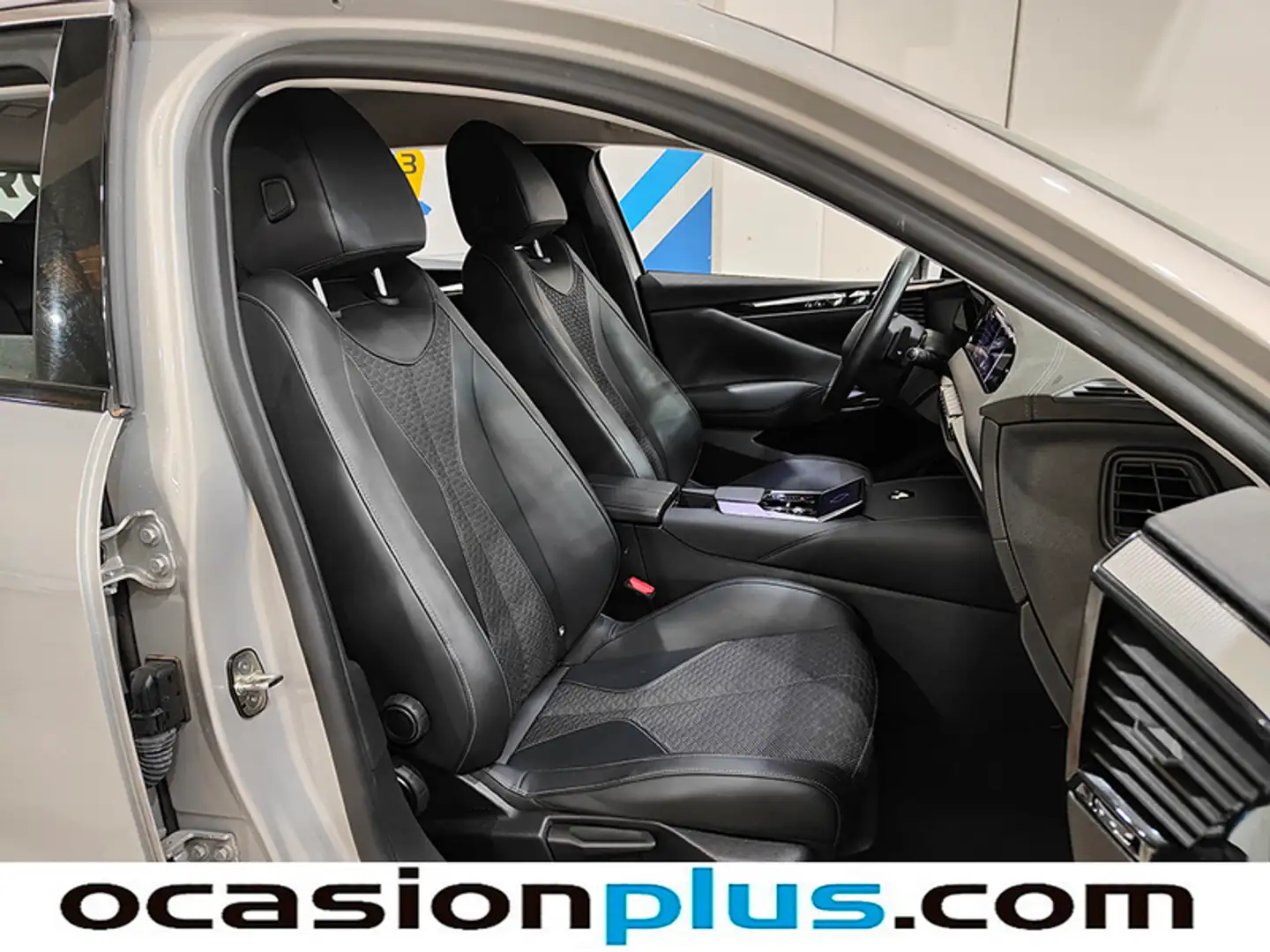 Foto DS DS 4 DS DS4 BlueHDi 130 Trocadero Auto (130 CV)