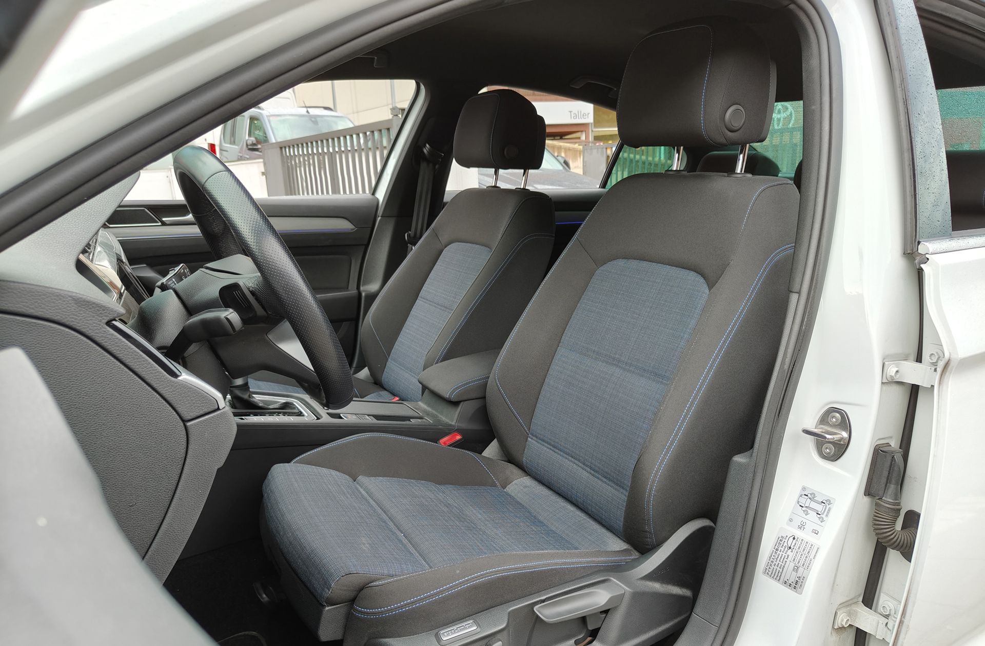 Volkswagen Passat GTE 1.4 TSI e-Power DSG - foto 13