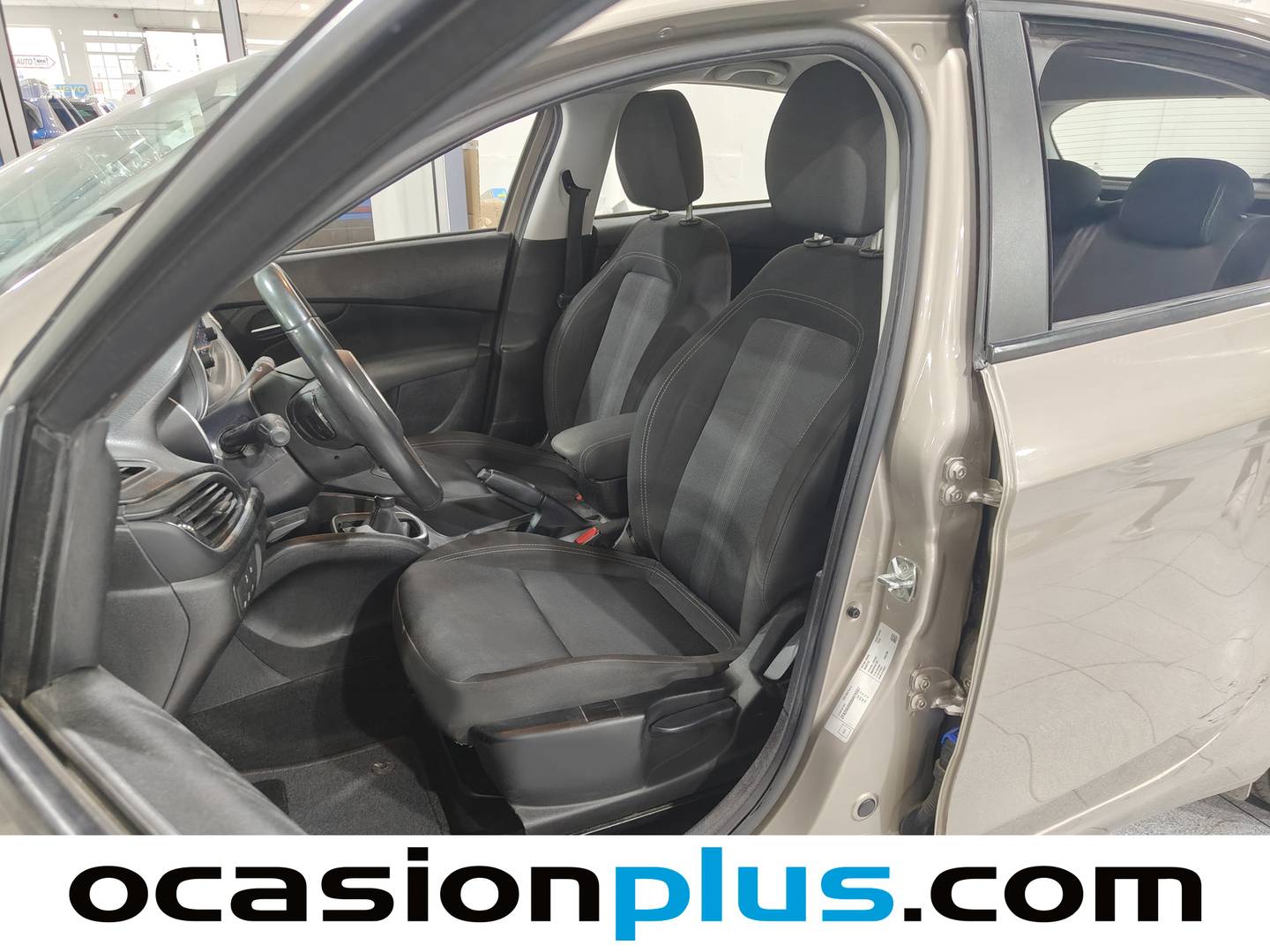 Foto asientos delanteros Fiat Tipo Fiat Tipo 1.3 Multijet Easy (95 CV)