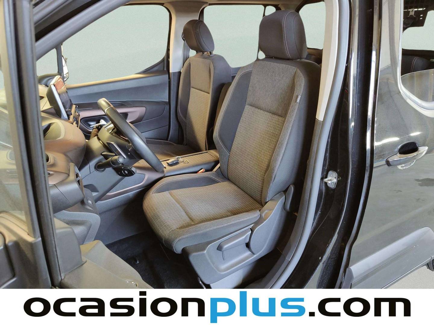 Foto Peugeot Rifter Peugeot Rifter BlueHDi 130 GT Business Standard (130 CV)