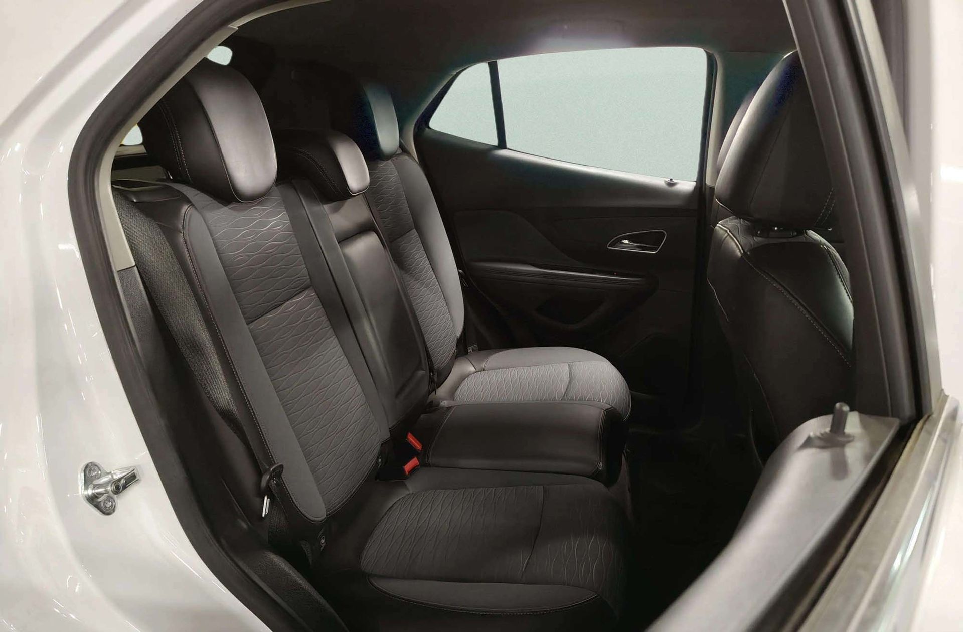 Opel Mokka 1.7 CDTi Excellence 4x2 - foto 19
