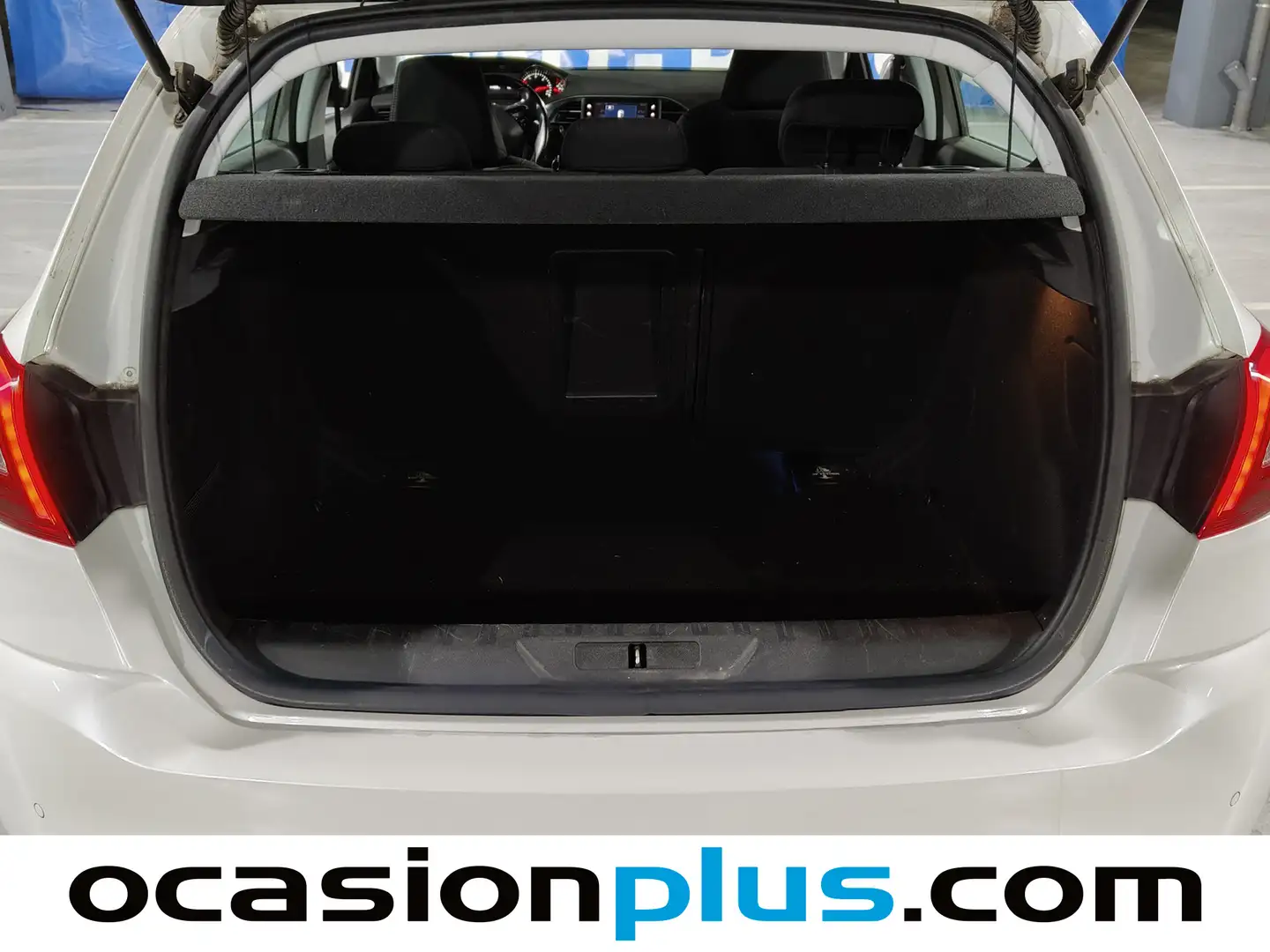 Foto Peugeot 308 Peugeot 308 BlueHDI 120 Allure (120 CV)