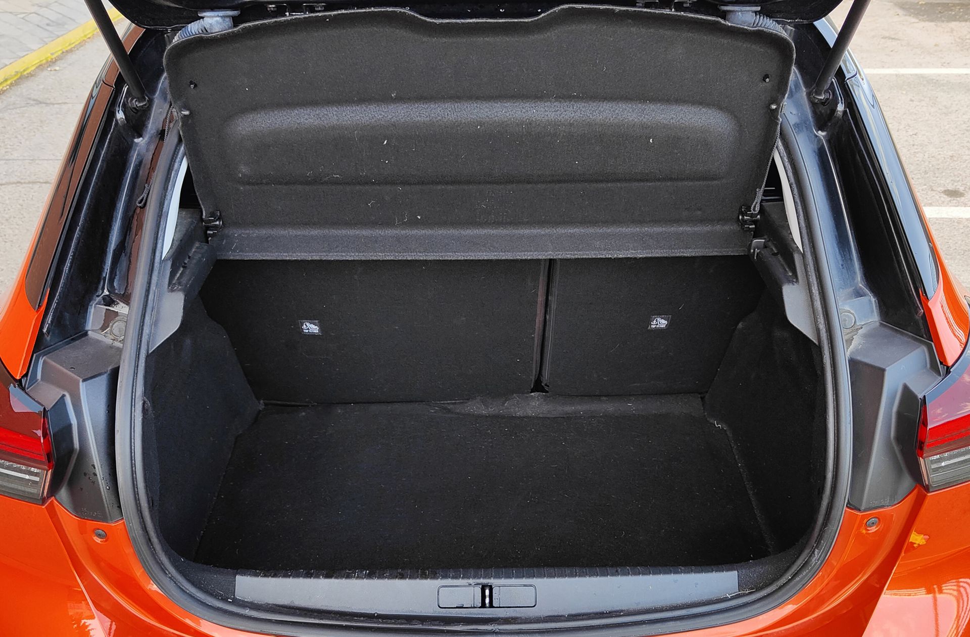 Opel Corsa Elegance-e - foto 17