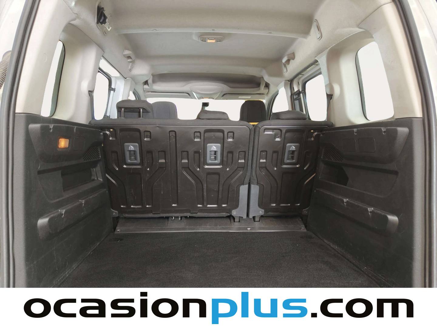 Foto asientos traseros Opel Combo Life Opel Combo Life 1.5 TD S&S Expression L (102 CV)