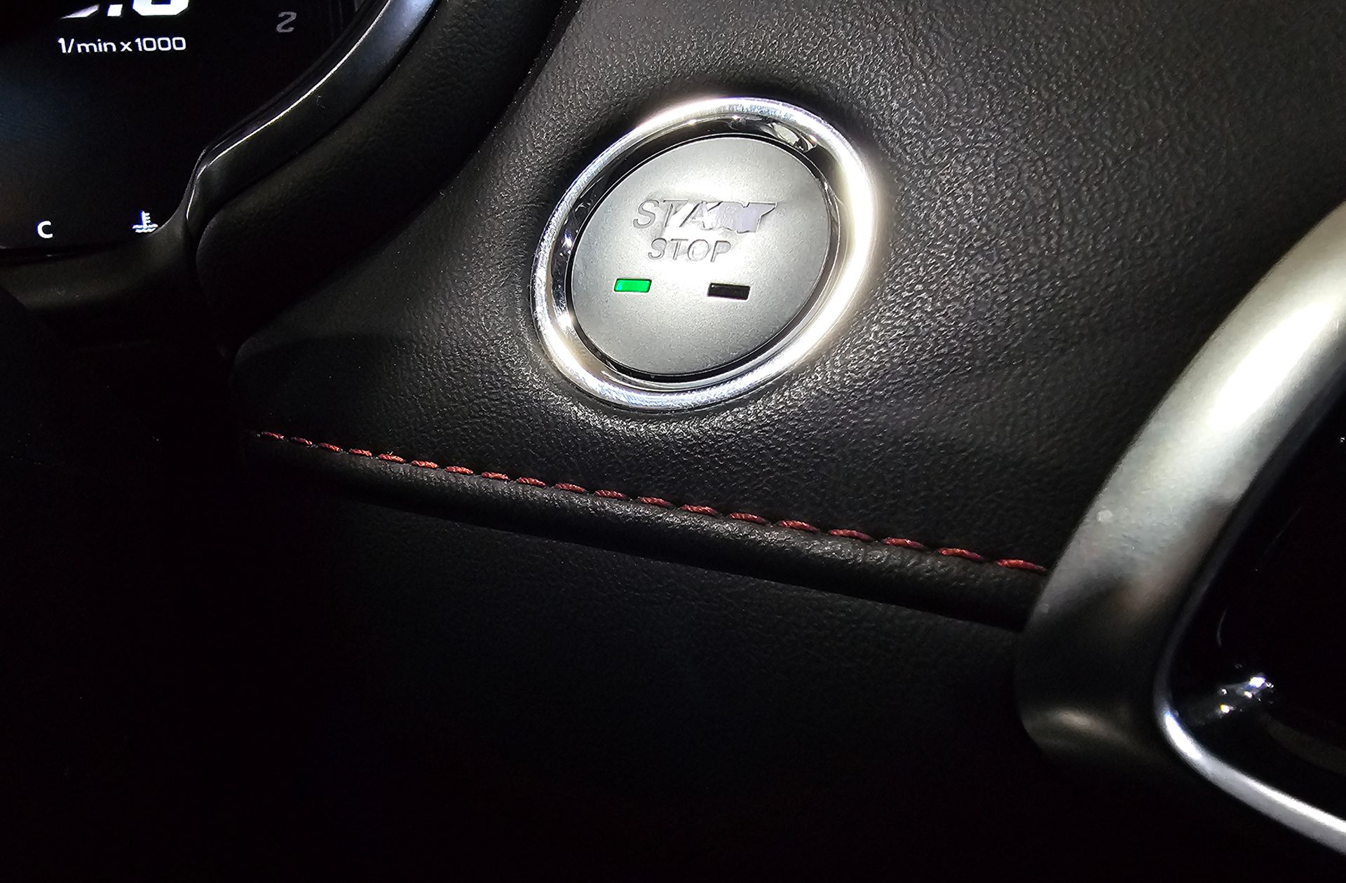 MG HS 1.5 Turbo GDI Luxury DCT - foto 35
