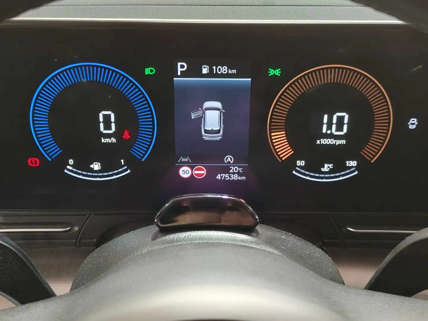 Foto Hyundai Kona Hyundai Kona 1.0 TGDi Maxx 4x2 DCT (120 CV)