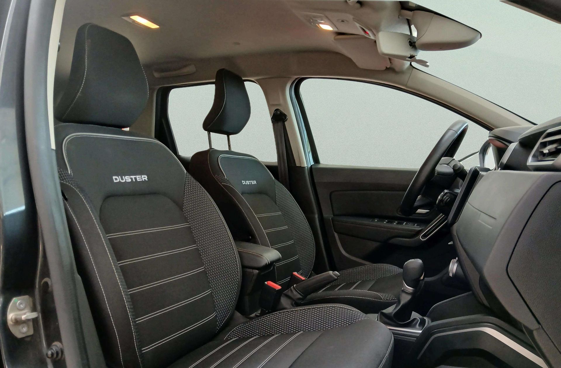 Dacia Duster Journey Go TCe EDC - foto 17