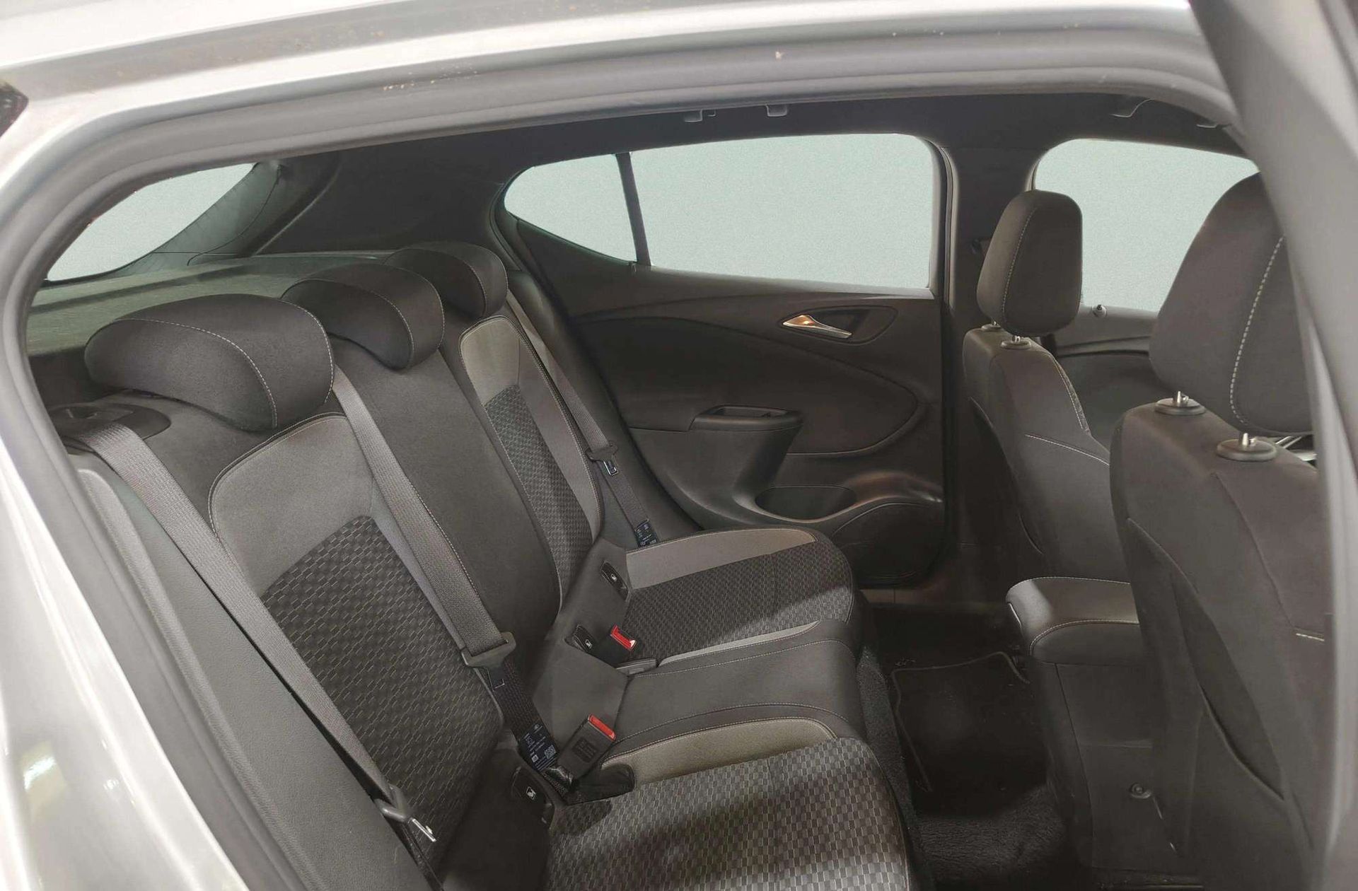 Opel Astra 1.2 Turbo SHL GS Line - foto 16