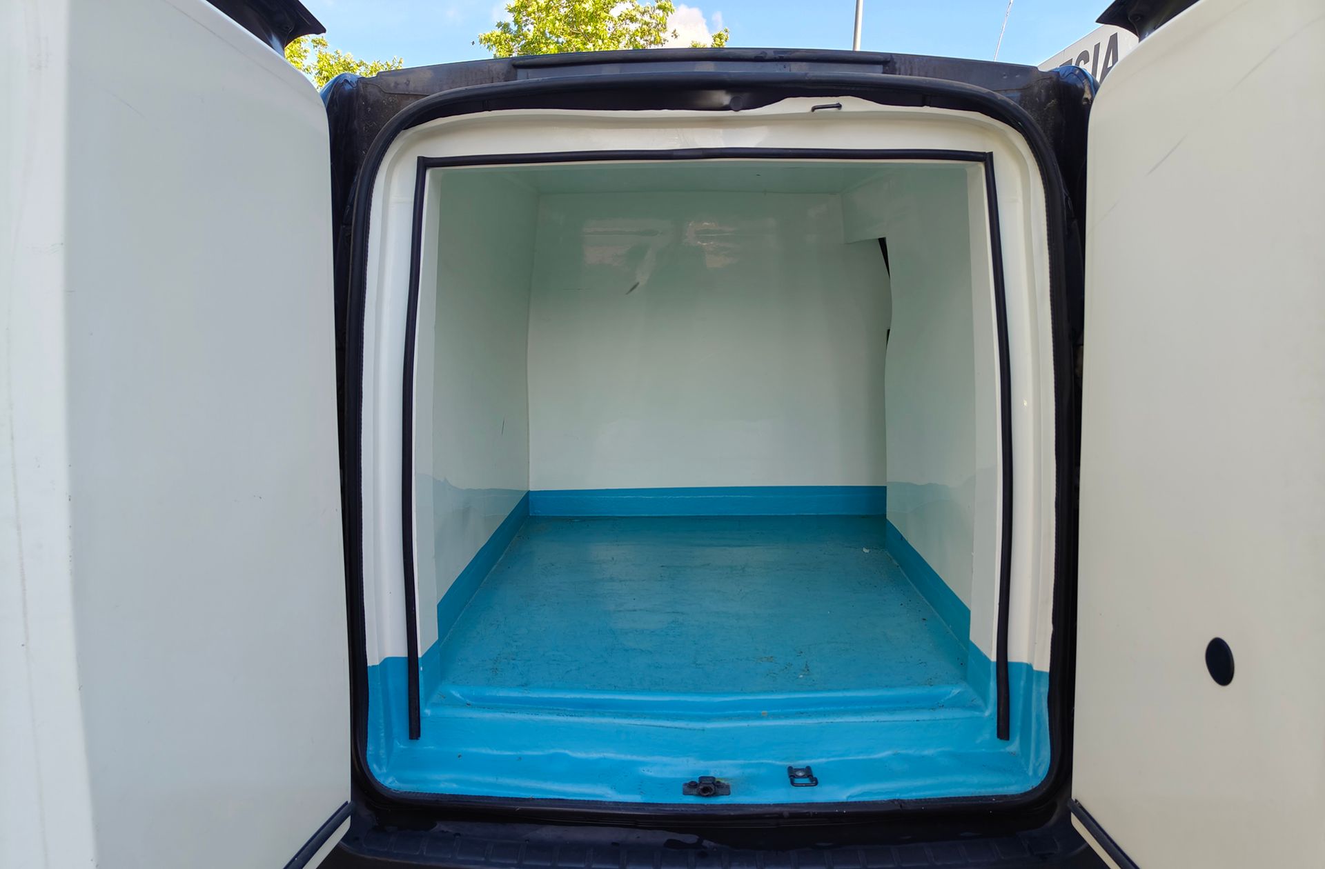 Dacia Dokker 1.6 GLP Essential - foto 11