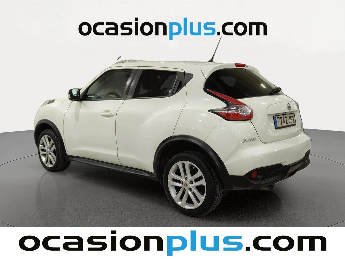 Foto trasera Nissan JUKE Nissan Juke 1.2 DIG-T N-TEC 4X2 (115 CV) izquierda
