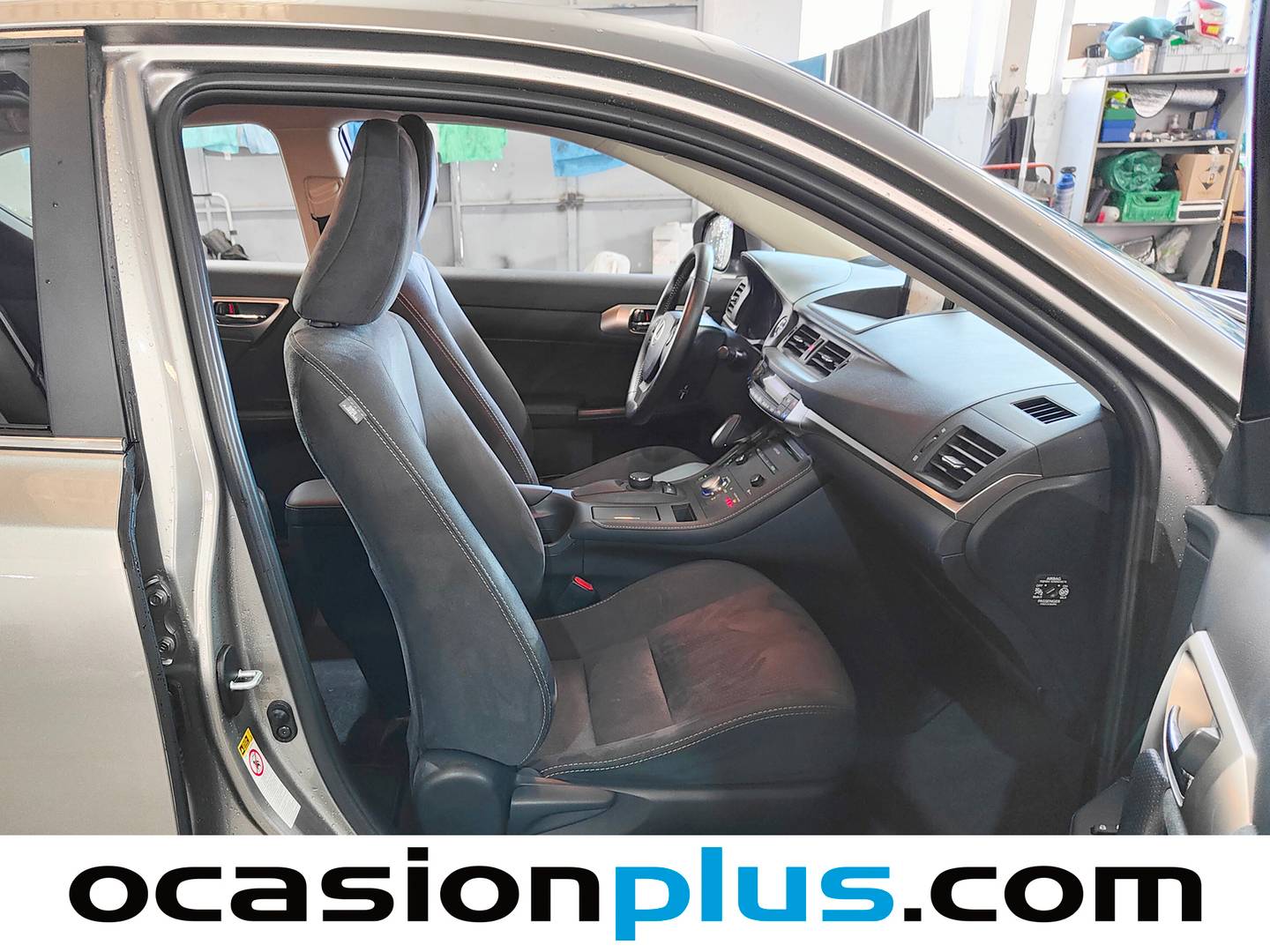 Foto Lexus CT Lexus CT 200h Business  (136 CV)