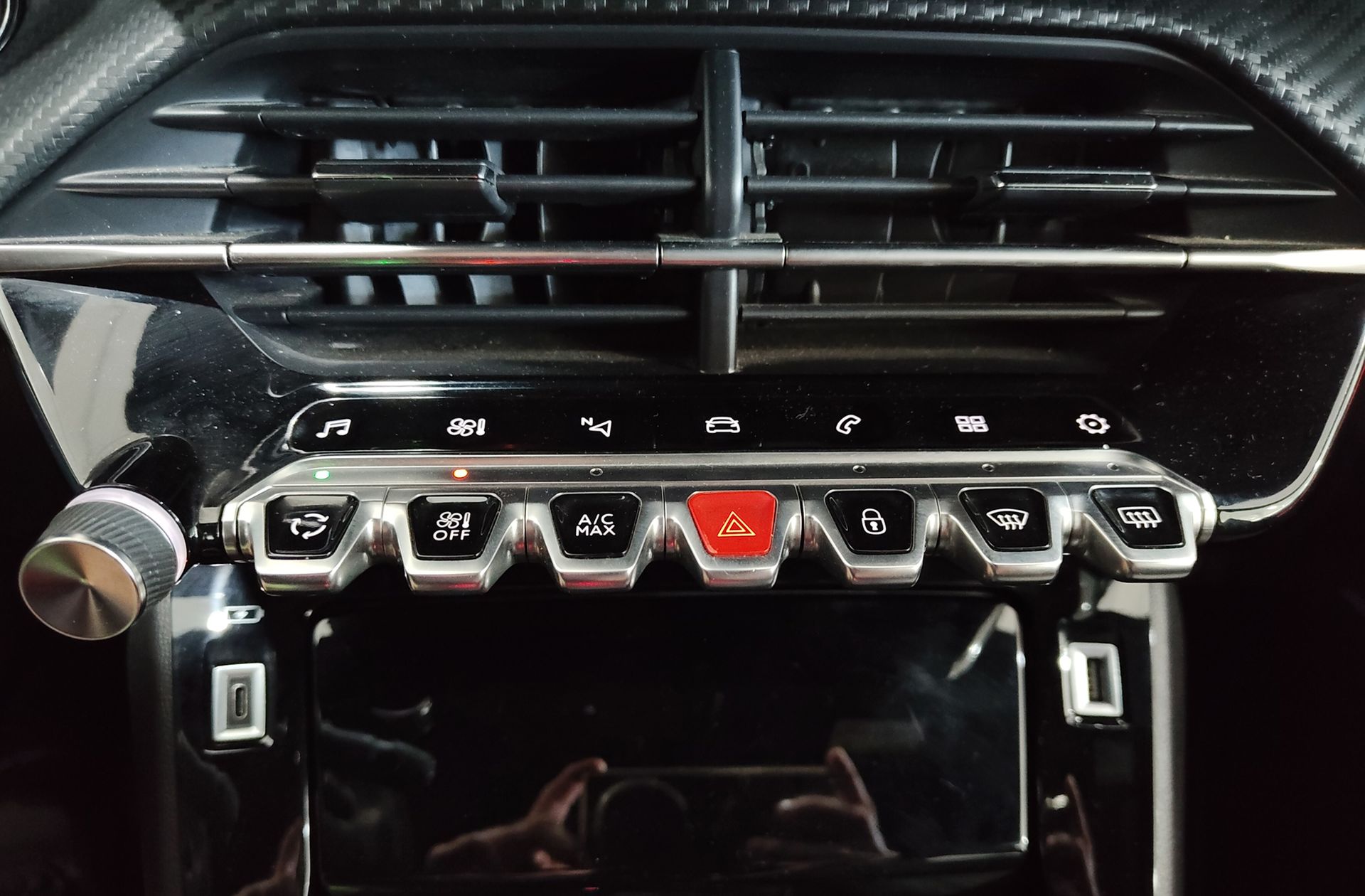 Peugeot 2008 PureTech 130 GT - foto 33