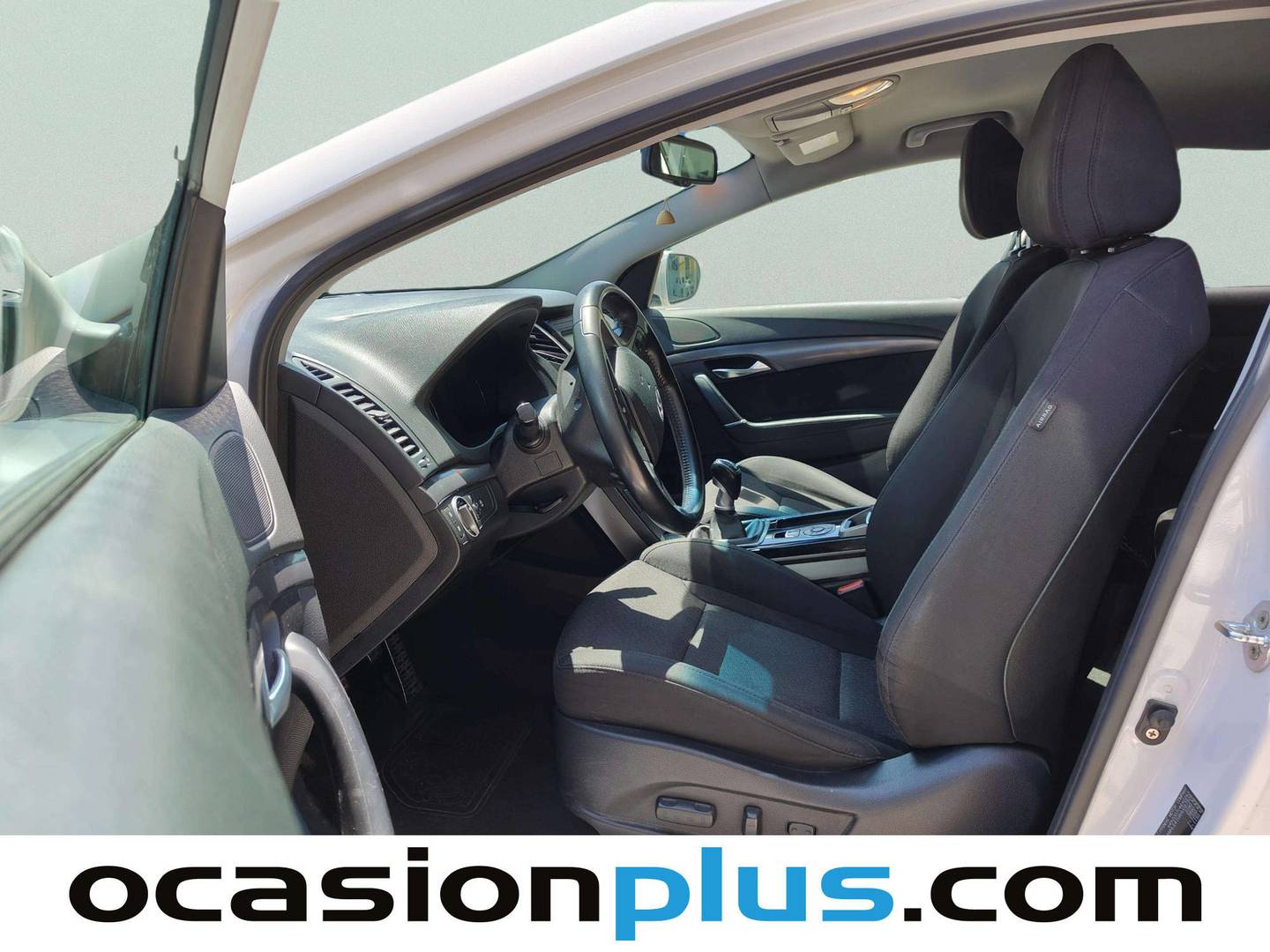 Foto asientos delanteros Hyundai i40 Hyundai i40 1.7 CRDI BlueDrive Tecno (141 CV)
