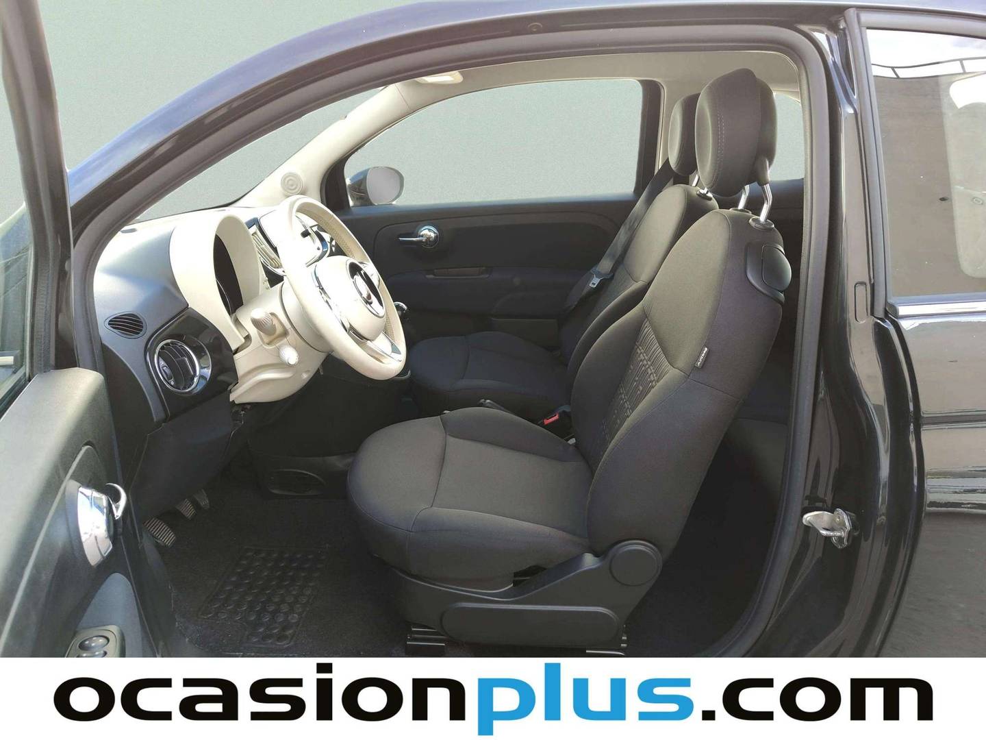 Foto asientos delanteros Fiat 500 Fiat 500 1.0 Hybrid Dolcevita (70 CV)