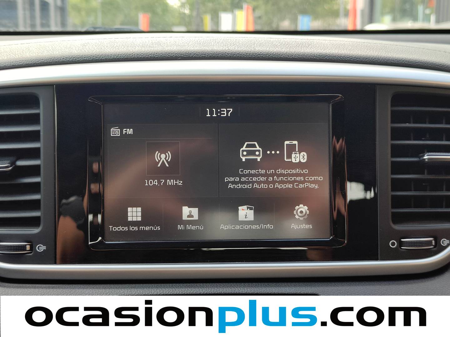 Extras y acabados del KIA Sportage KIA Sportage 1.6 MHEV Concept 4x2 (136 CV)
