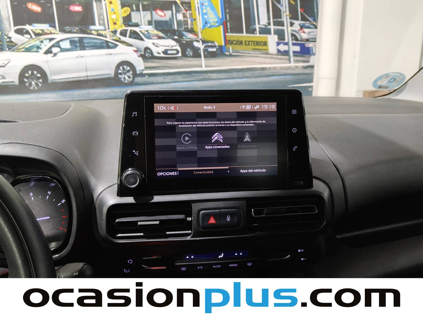 Equipamiento del Citroën Berlingo Citroen Berlingo Combi BlueHDi 130 S&S Talla M 100 años (130 CV)