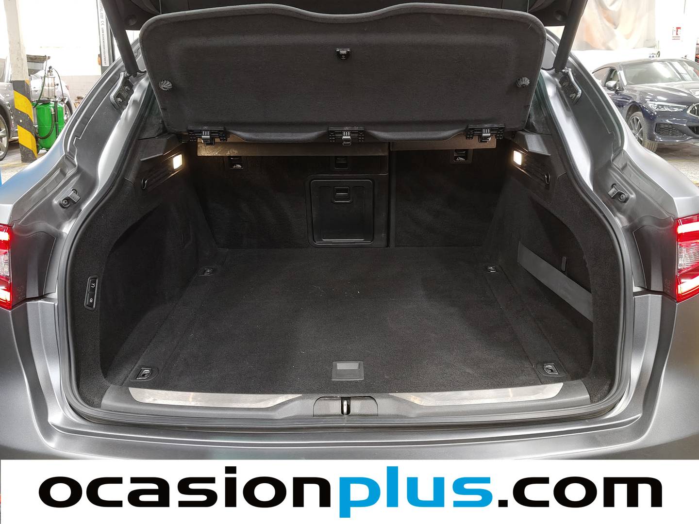 Fotos maletero Maserati Levante Maserati Levante 3.8 V8 twin turbo Trofeo 427 kW (580 CV)