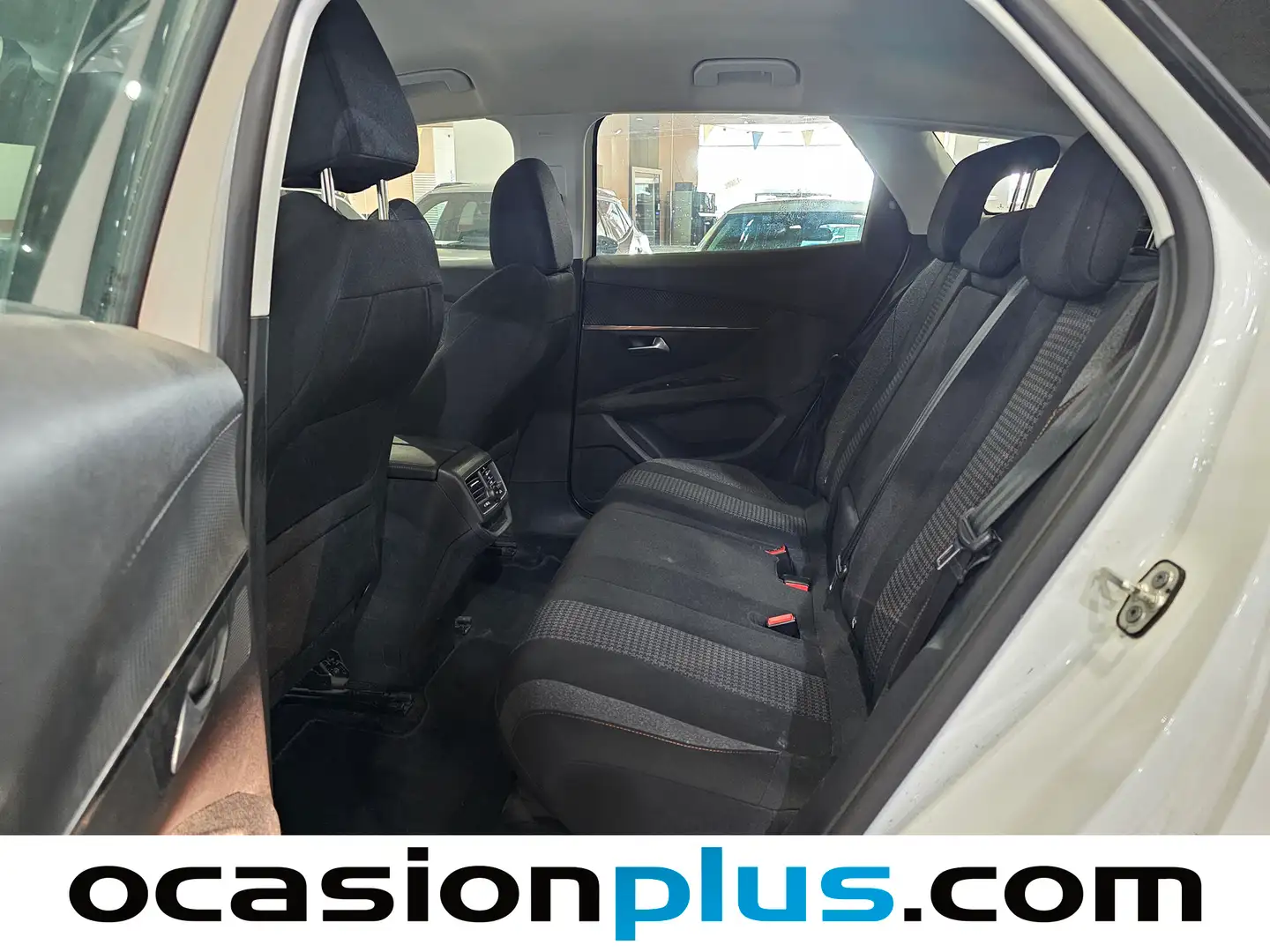 Foto Peugeot 3008 Peugeot 3008 BlueHDI 130 S&S Active EAT8  (130 CV)