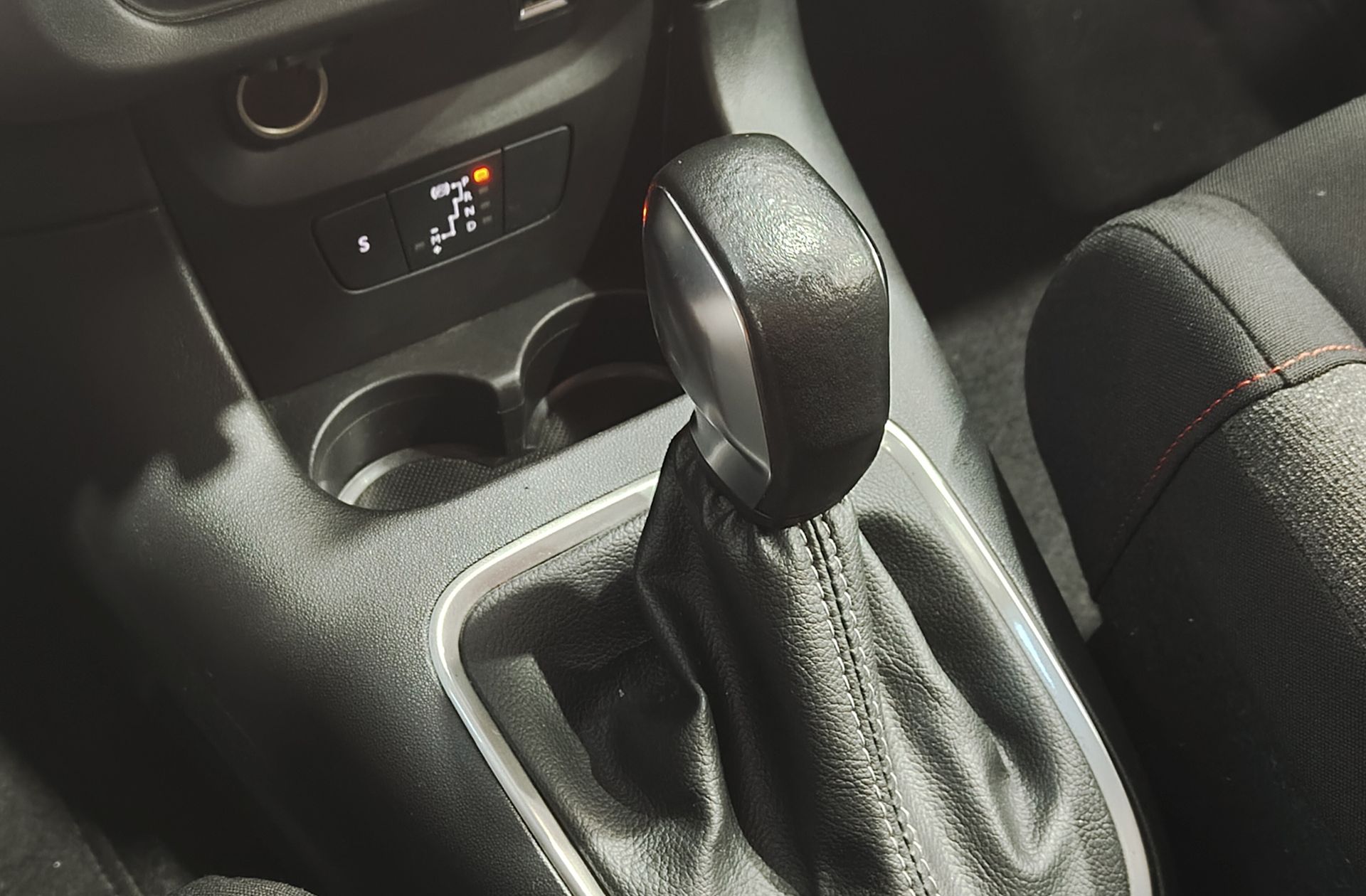 Citroën C3 PureTech 110 Shine EAT6 - foto 5