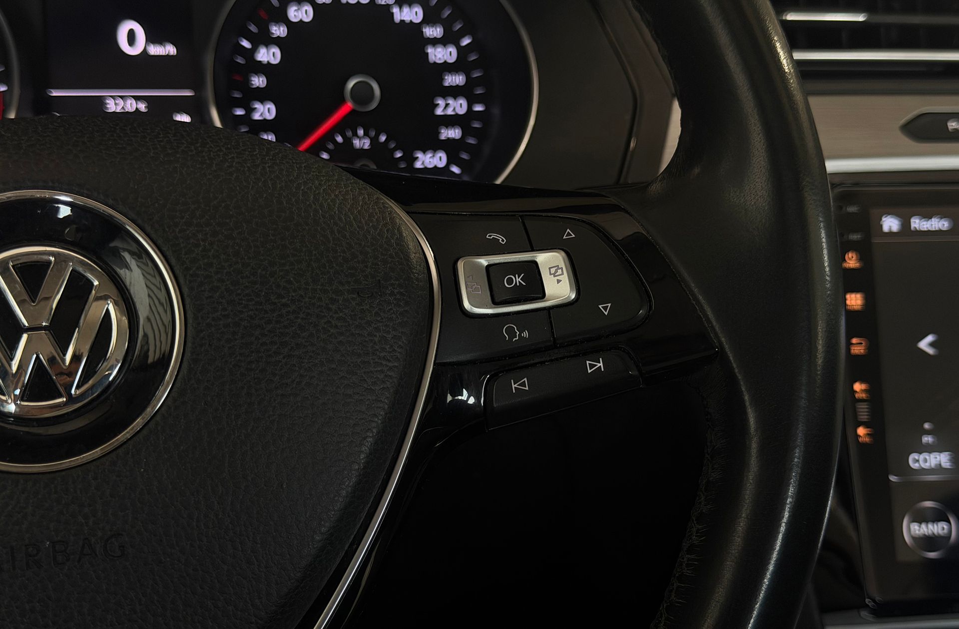 Volkswagen Passat Variant Edition 1.6 TDI BMT - foto 30