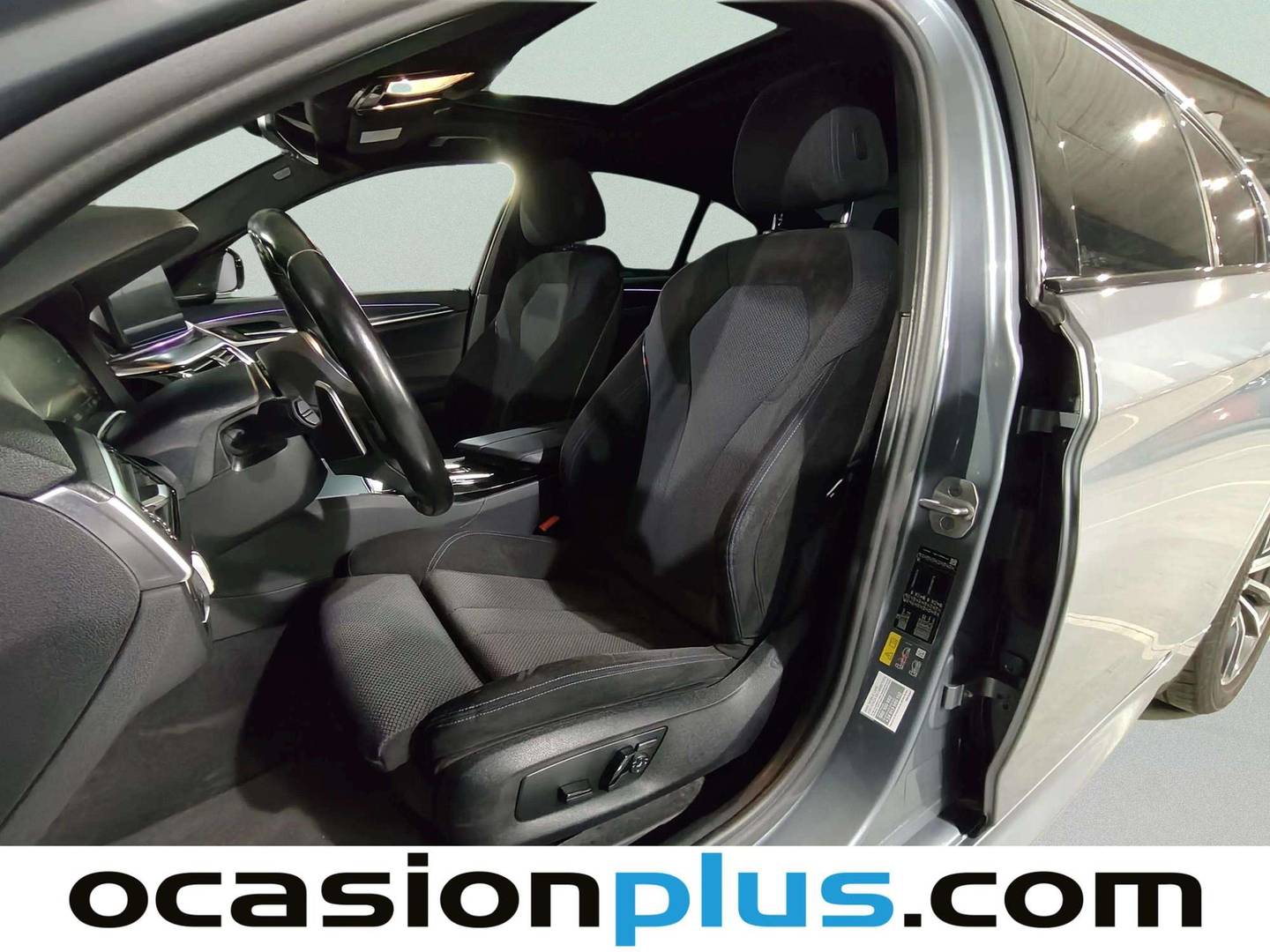 Foto asientos delanteros BMW Serie 5 BMW Serie 5 530e (292 CV) Pack M