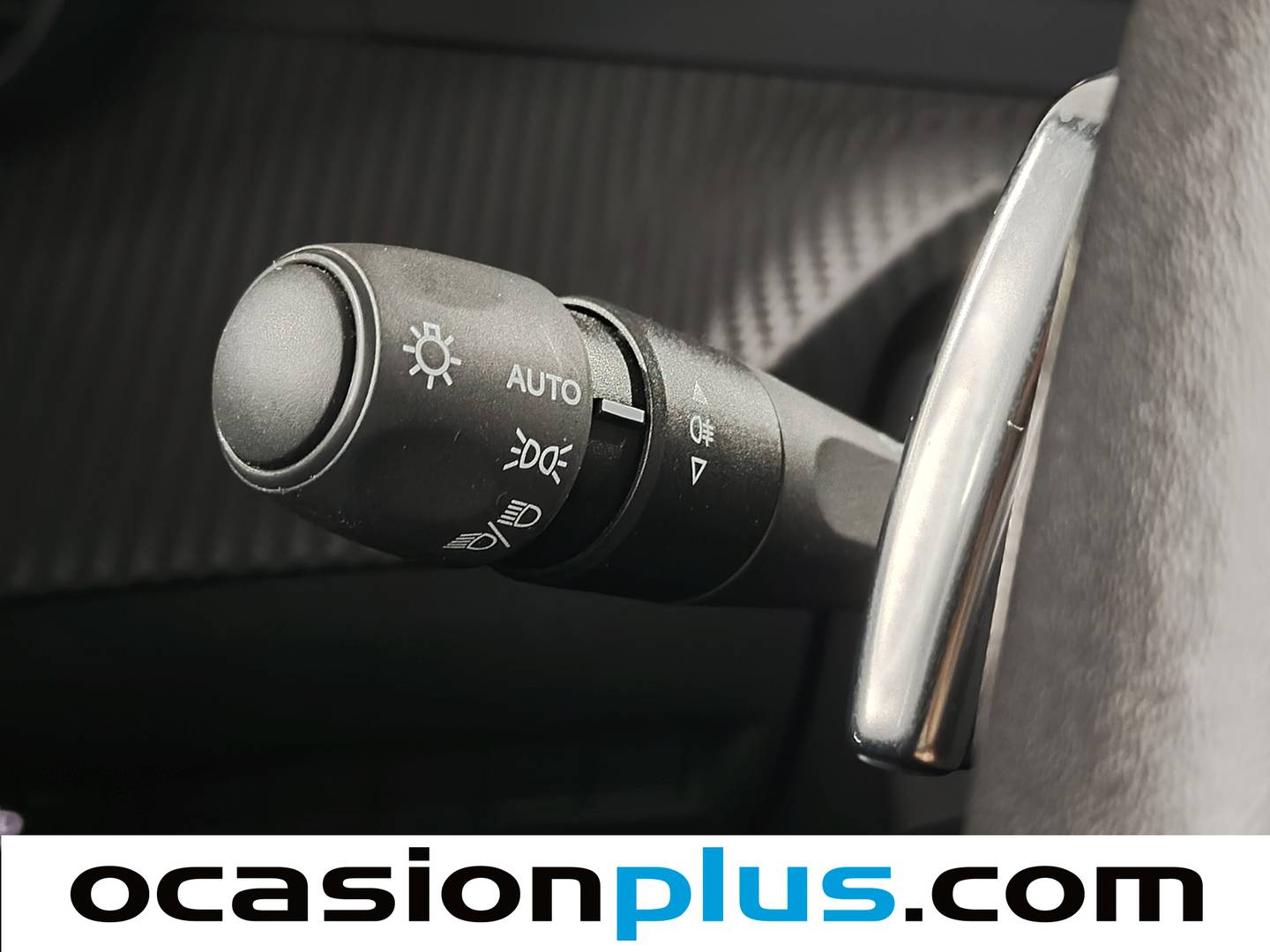 Foto Peugeot 2008 Peugeot 2008 PureTech 130 S&S Allure EAT8 (130 CV)