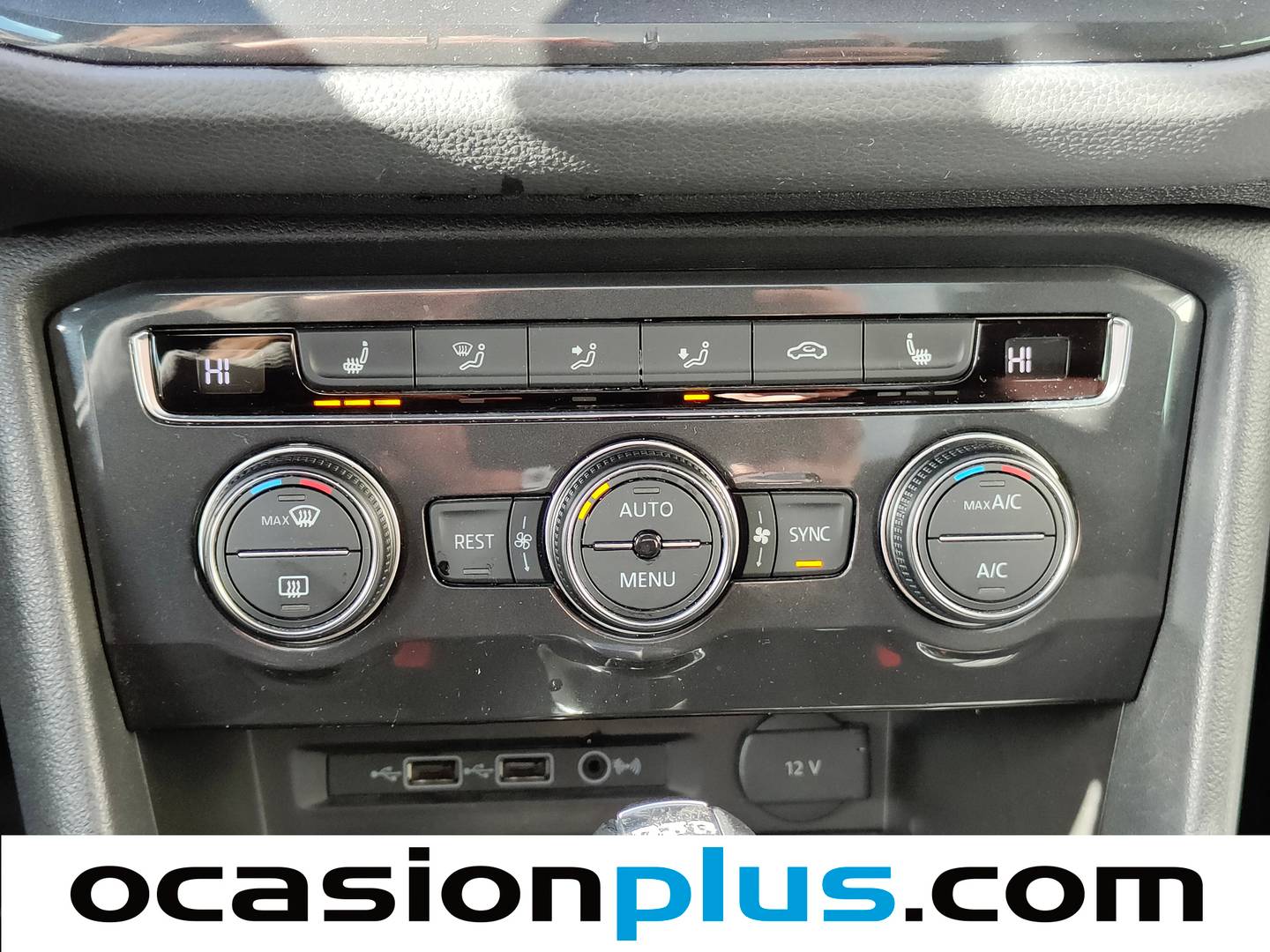 Foto Volkswagen Tiguan Volkswagen Tiguan Sport 2.0 TDI (150 CV) DSG R-Line