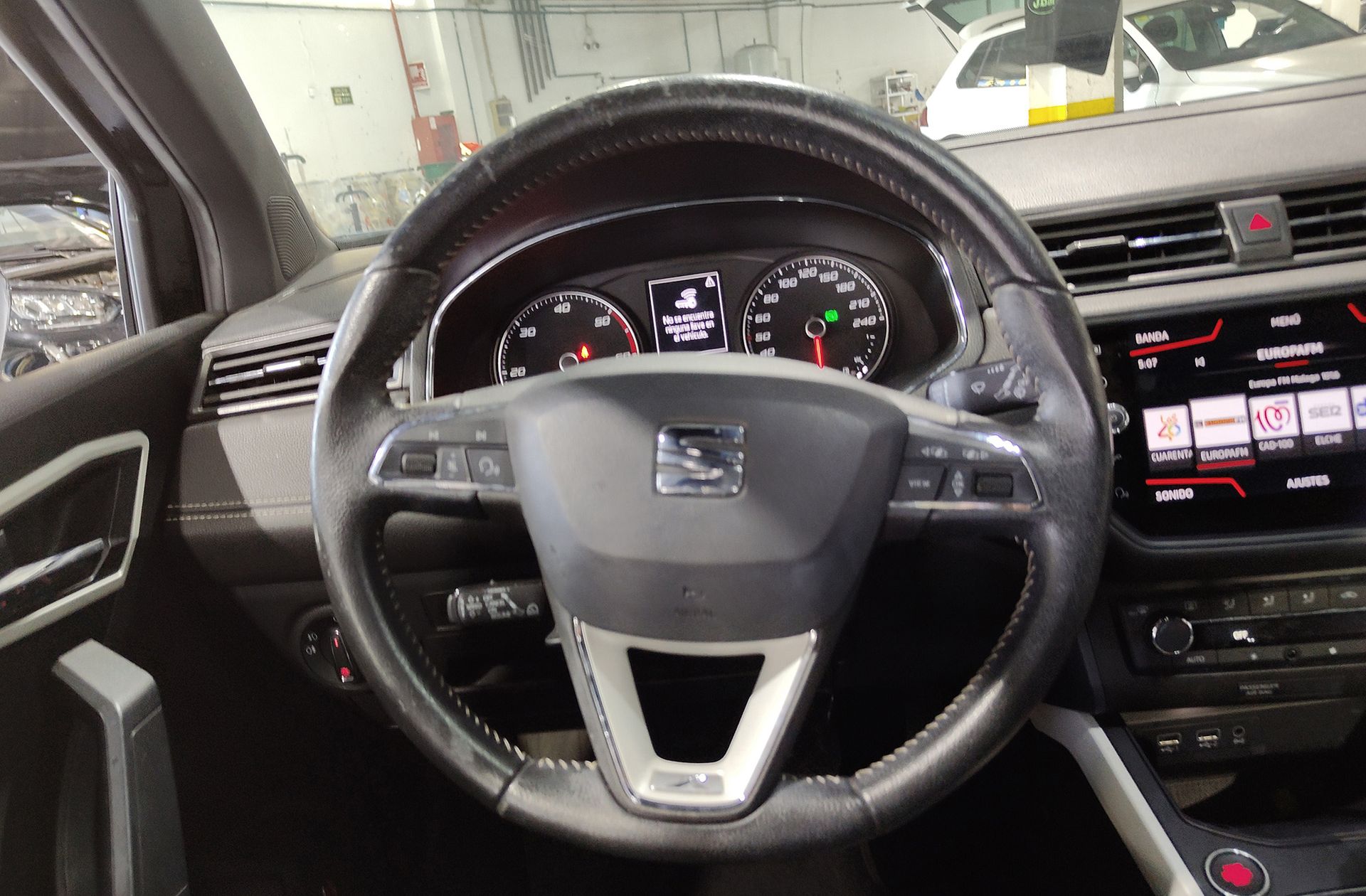 SEAT Arona 1.6 TDI Xcellence DSG - foto 24