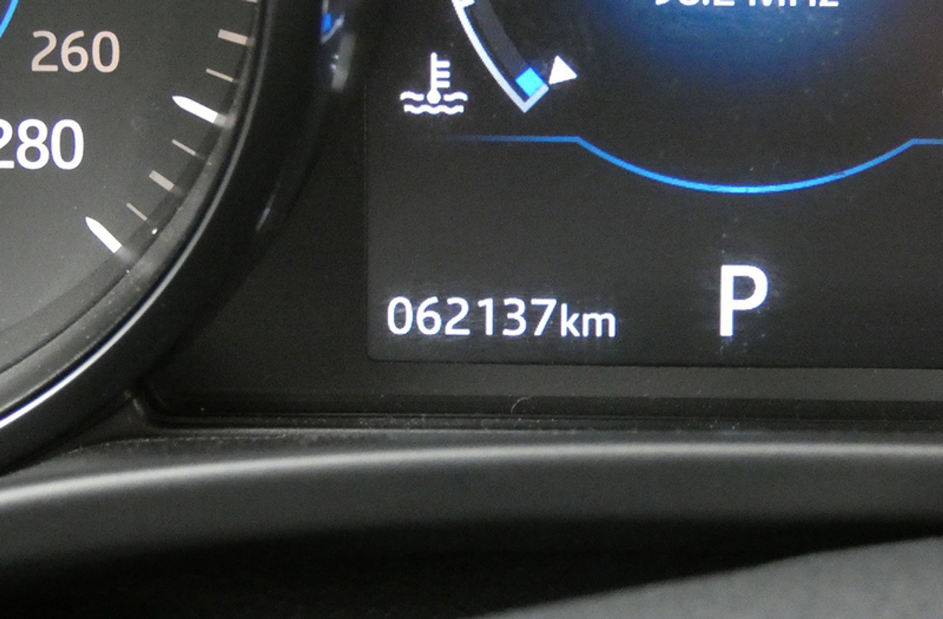 Jaguar XE 2.0 Diesel Pure RWD - foto 10