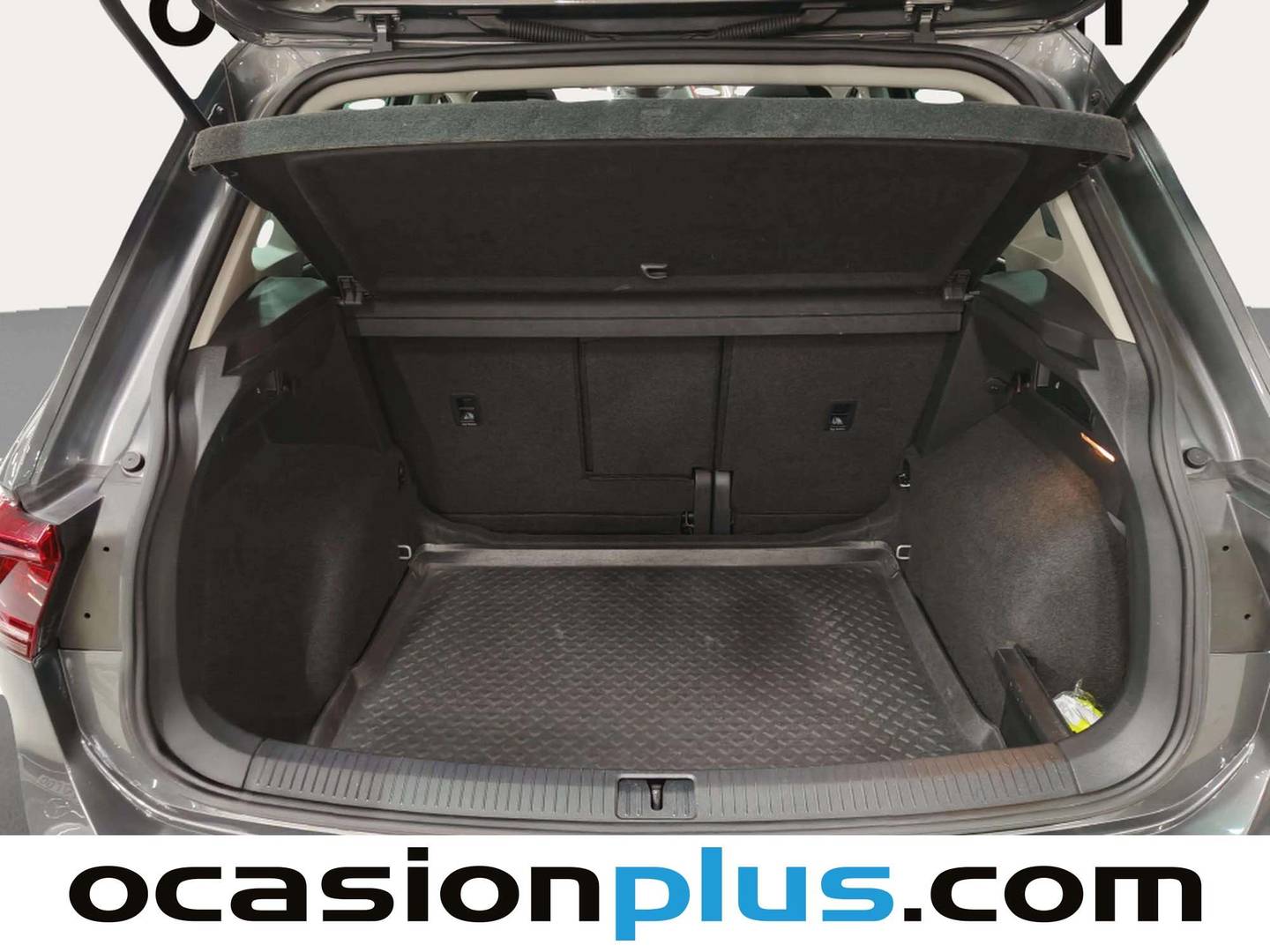 Foto Volkswagen Tiguan Volkswagen Tiguan Sport 2.0 TDI Pack R-Line (150 CV)