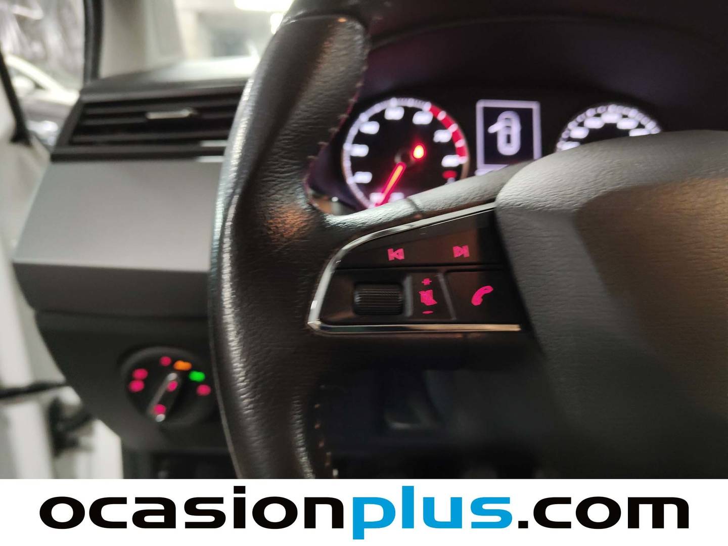 Seat Ibiza SEAT Ibiza 1.0 EcoTSI S&S Style  (95 CV) seminuevo