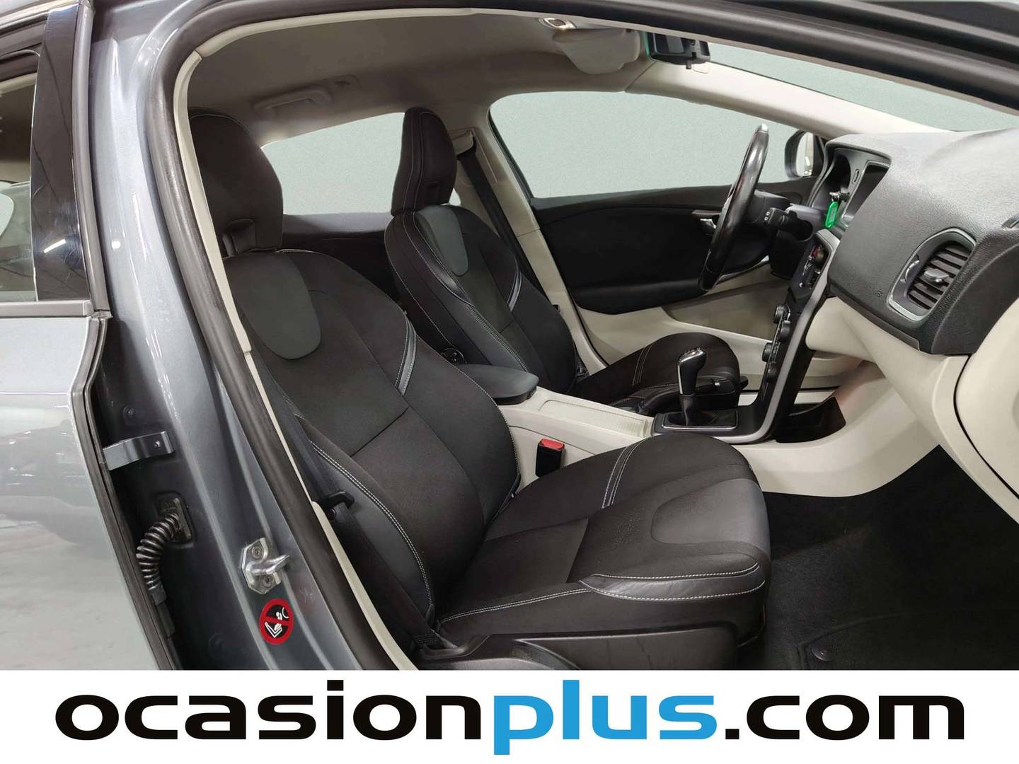 Foto Volvo V40 Volvo V40 D2 Kinetic (120 CV)