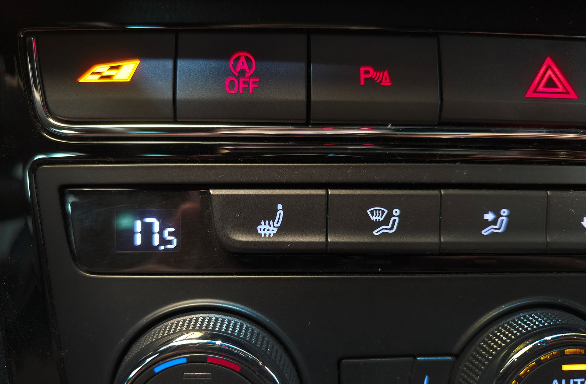 SEAT León 2.0 TSI FR DSG - foto 7