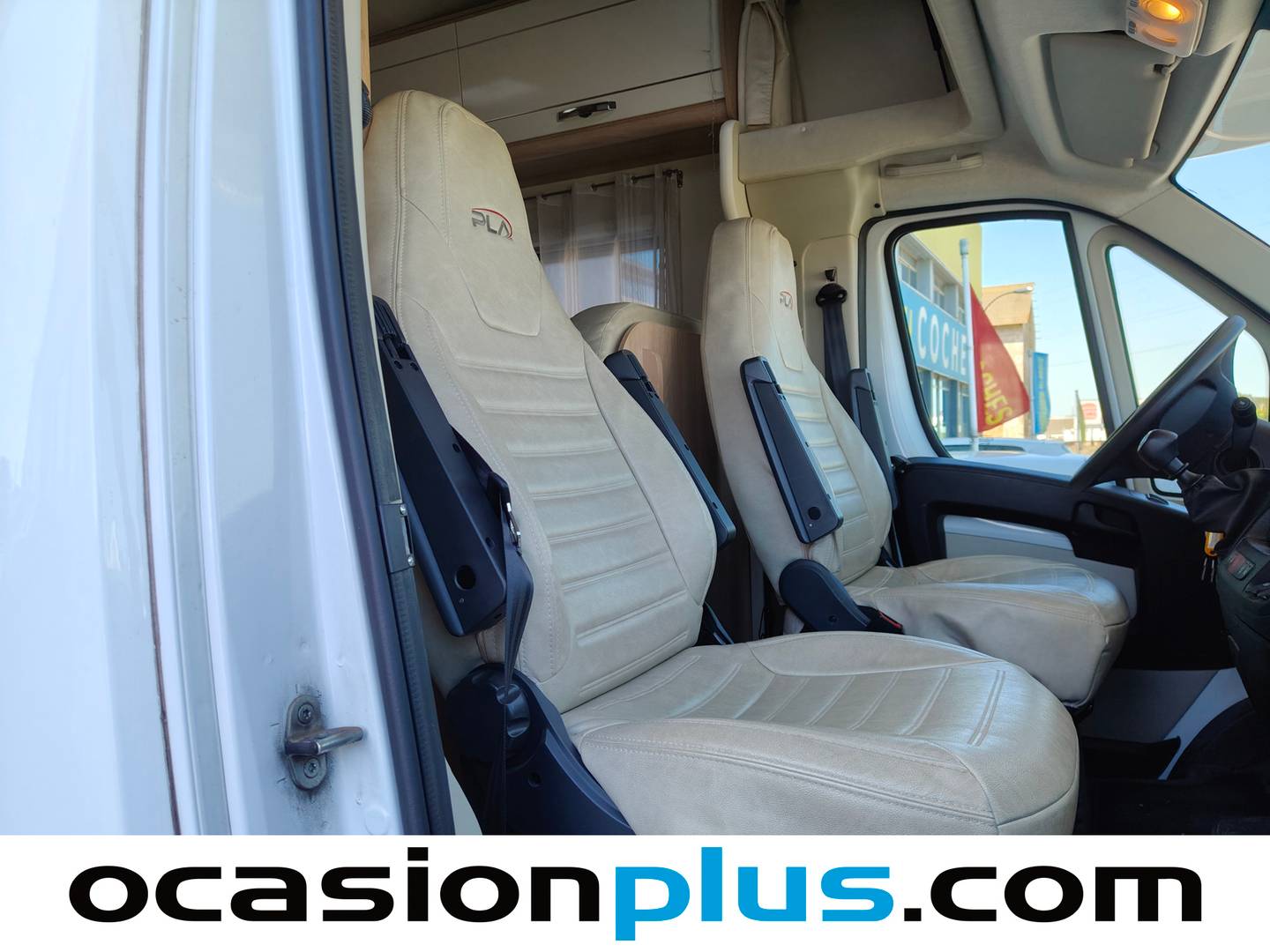 Foto asientos traseros PLA H440 PLA H440 (130 CV) 6 Plazas