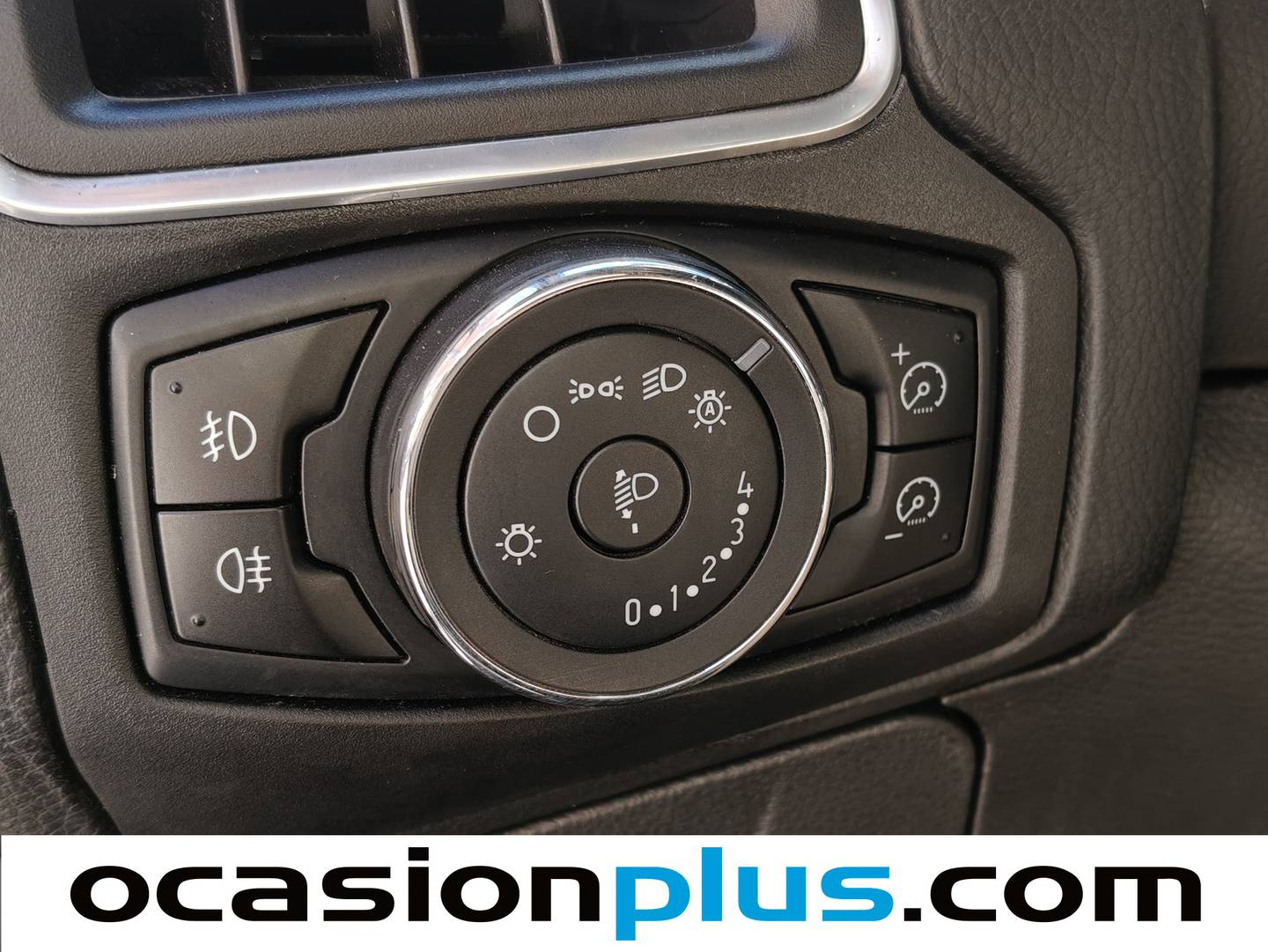 Extras y acabados del Ford Focus Ford Focus 1.0 Ecoboost Trend (125 CV)