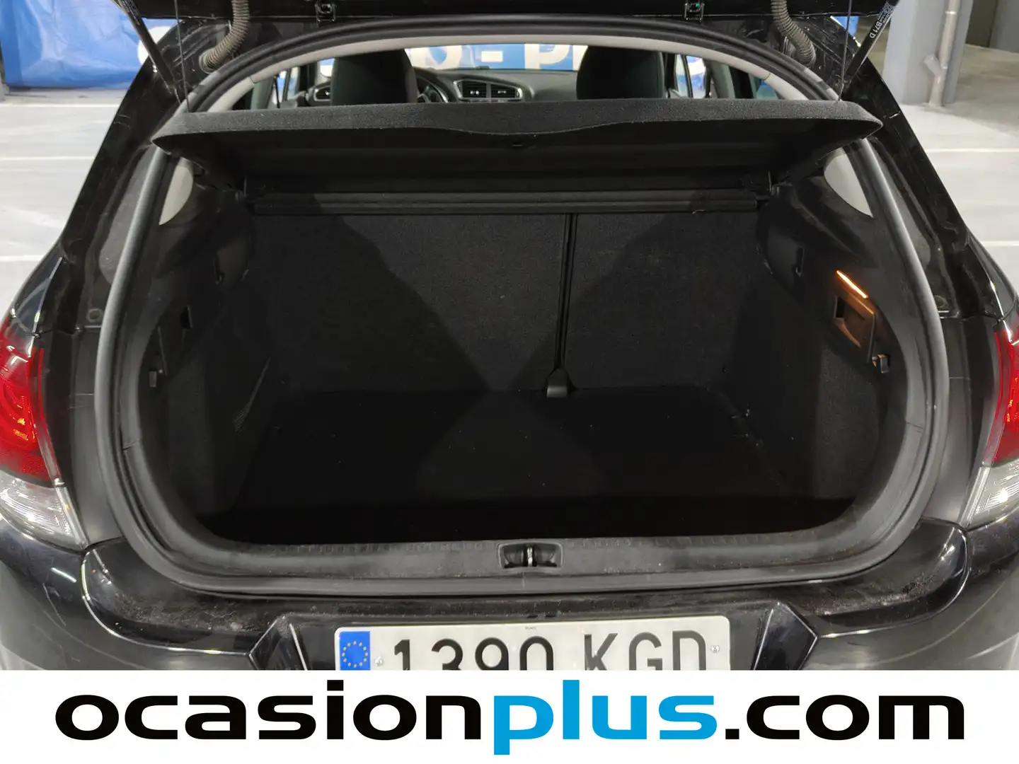 Foto Citroën C4 Citroen C4 BlueHDi 100 Tonic (99 CV)