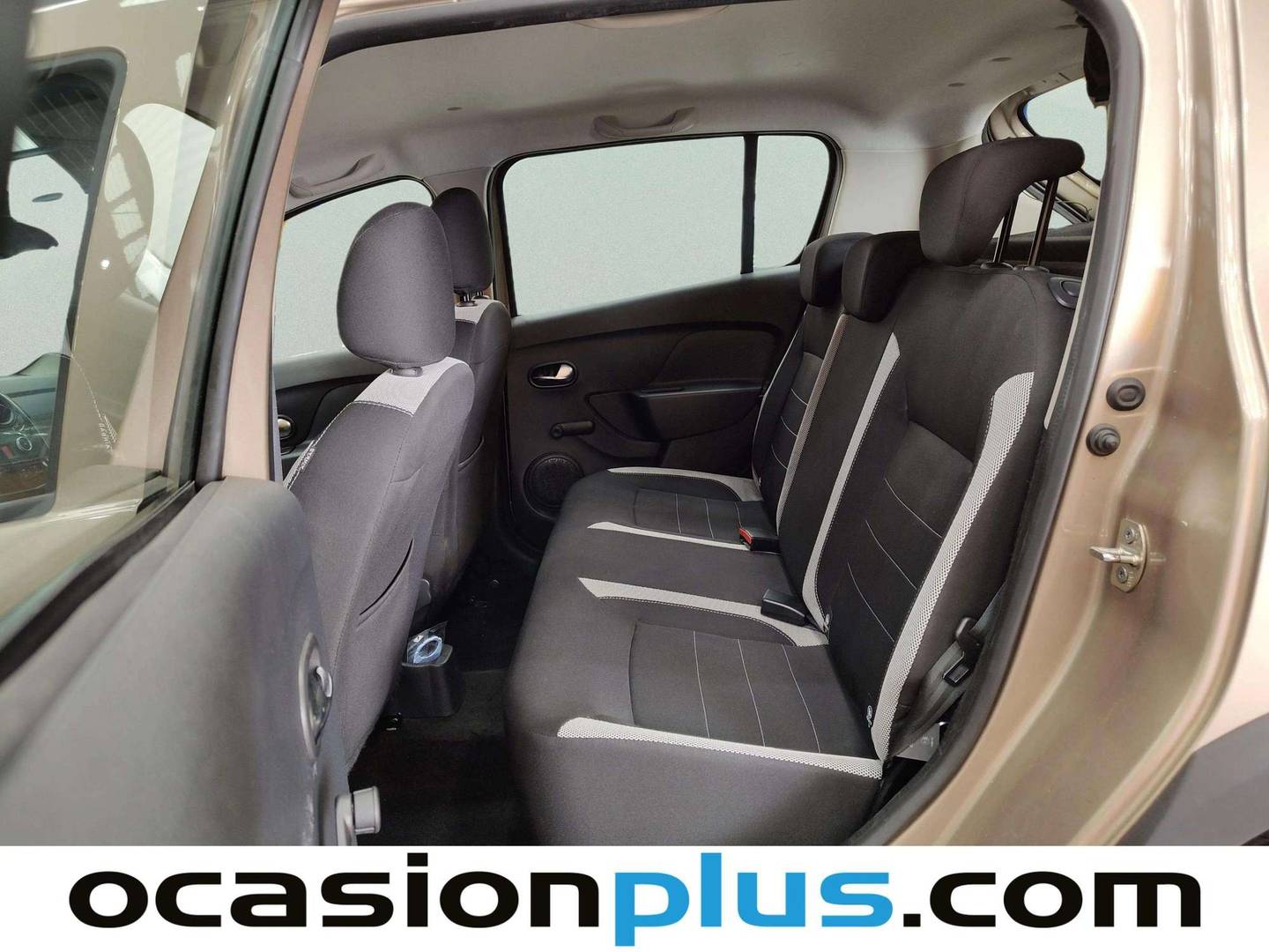 Foto asientos traseros Dacia Sandero Dacia Sandero Stepway Essential TCe (100 CV)