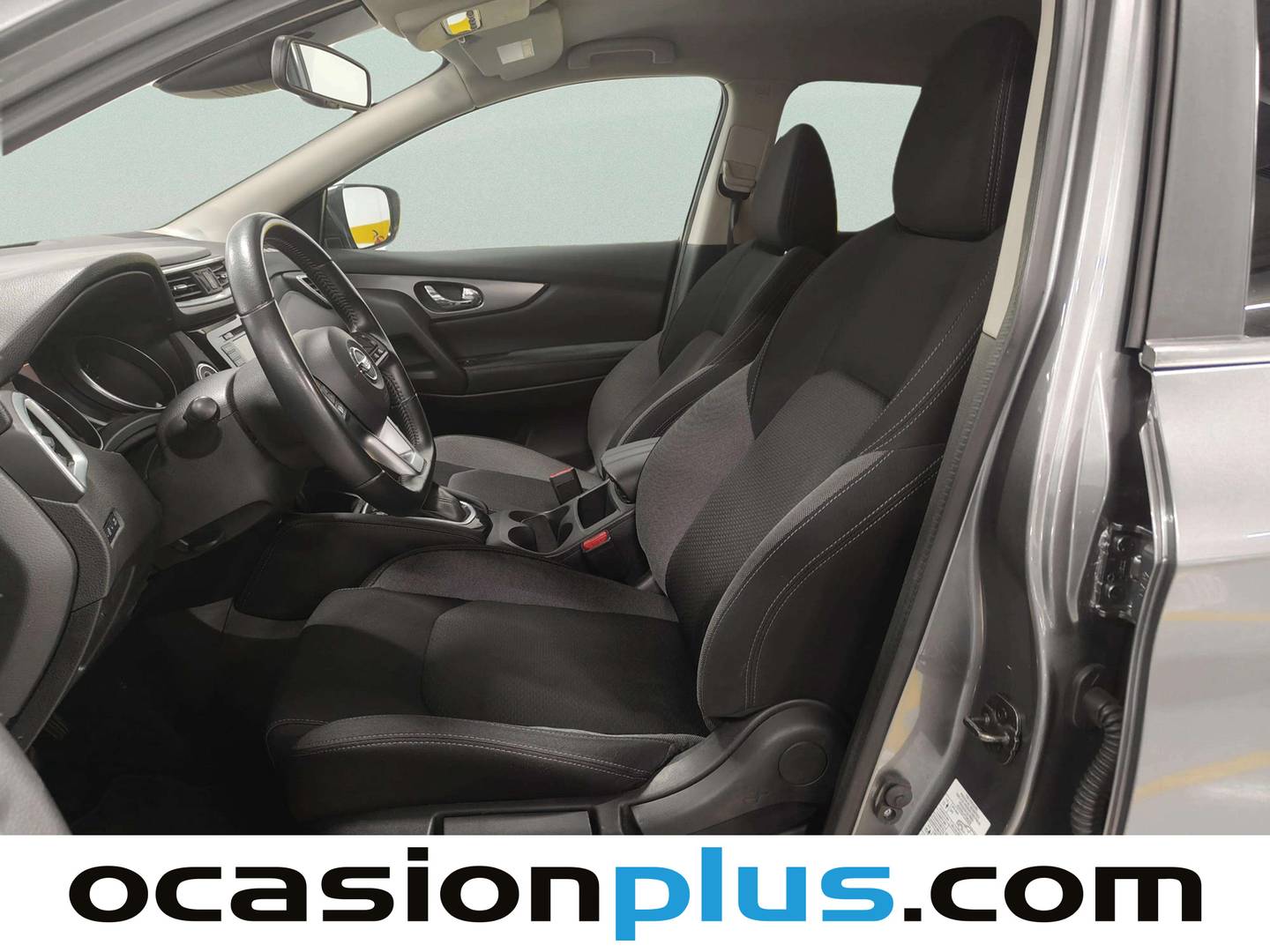 Foto asientos delanteros Nissan QASHQAI Nissan Qashqai DIG-T 160 N-Connecta 4x2 DCT  (160 CV)