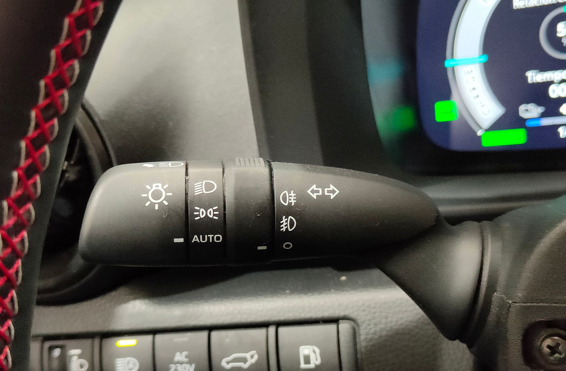 Toyota C-HR 220PH GR Sport - foto 27