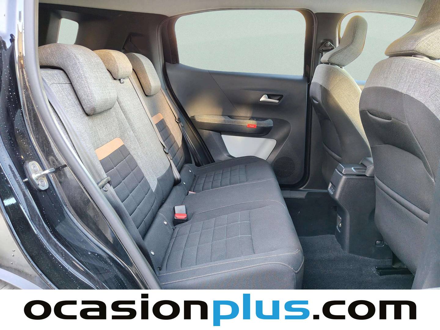 Citroën C3 Aircross Citroën C3 Aircross Hybrid 145 Plus e-DCS6 (145 CV) km 0
