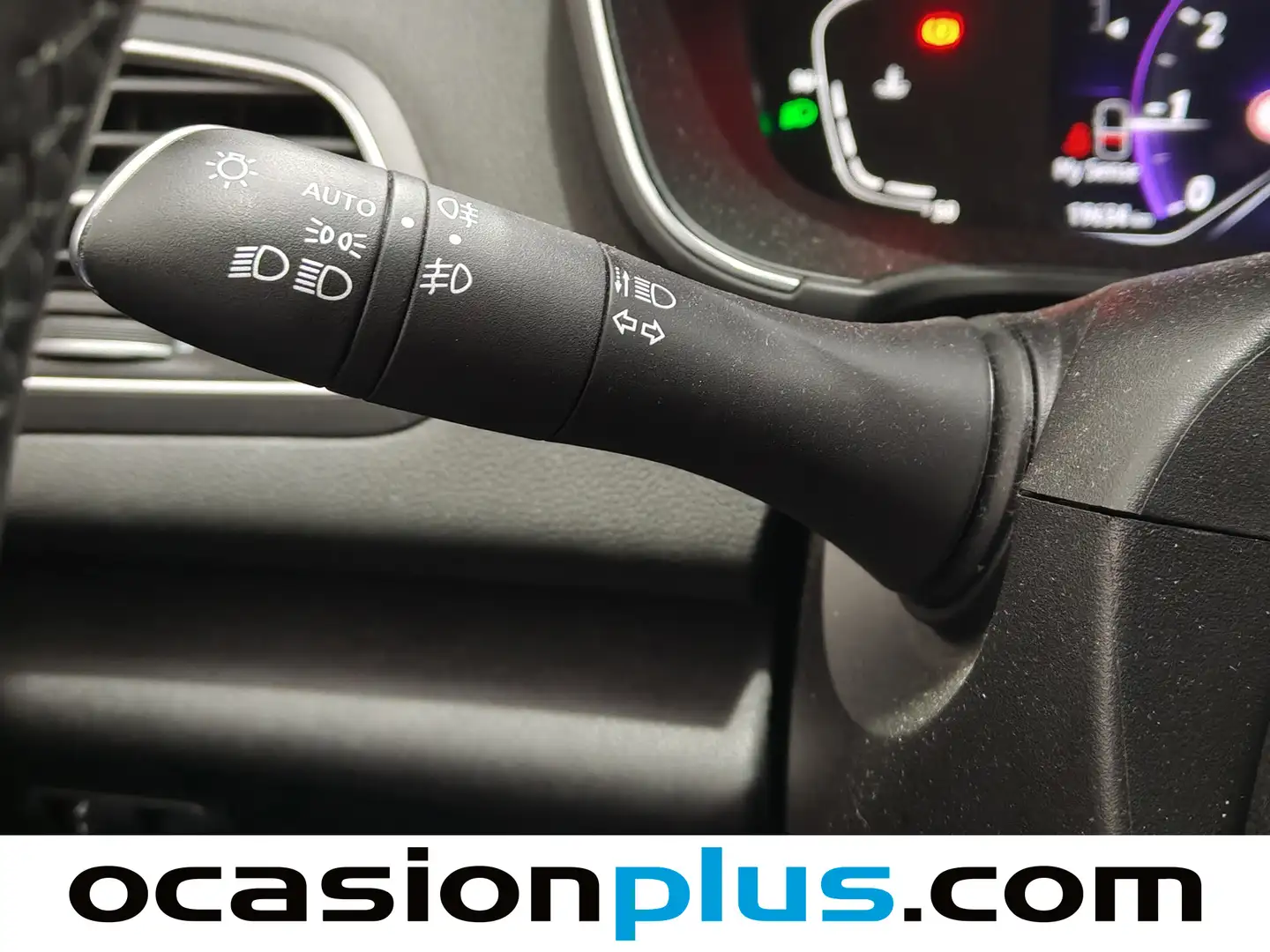 Foto Renault Mégane Renault Megane Sport Tourer Zen TCe  (140 CV)