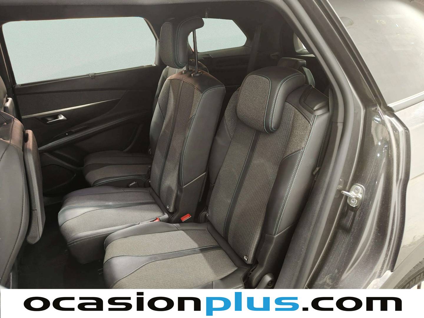 Foto Peugeot 5008 Peugeot 5008 PureTech 130 S&S Allure Pack EAT8 (130 CV) 7 Plazas