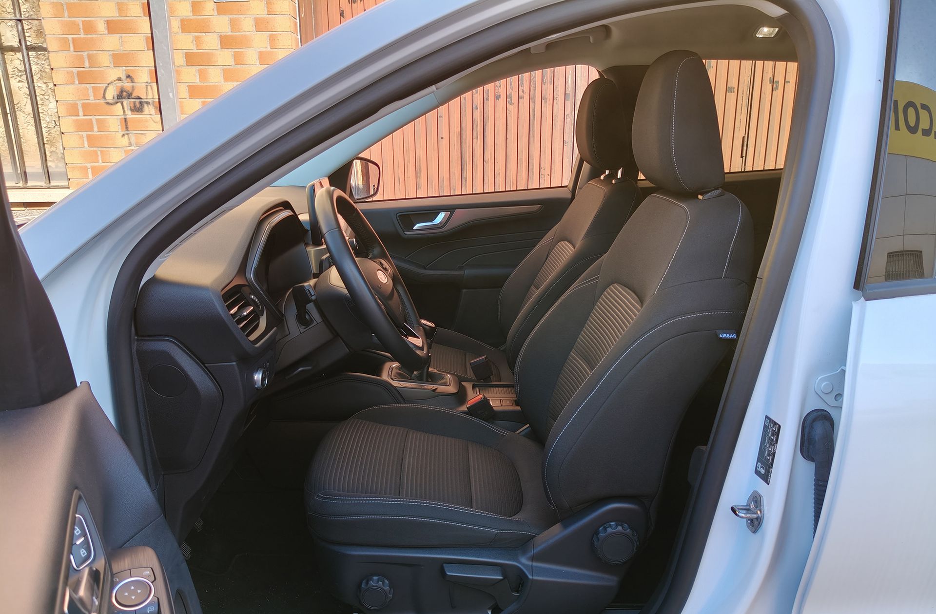 Ford Kuga 1.5 EcoBlue Titanium - foto 14