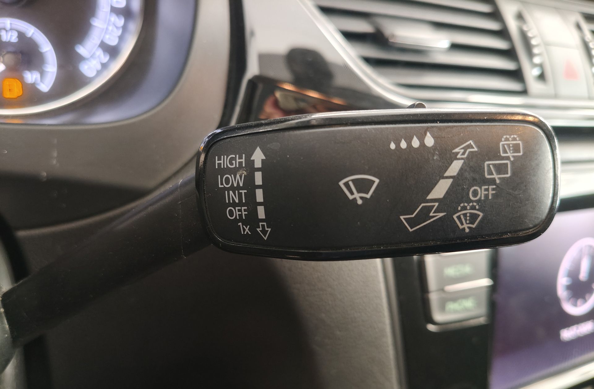 Škoda Spaceback 1.0 TSI Ambition - foto 24