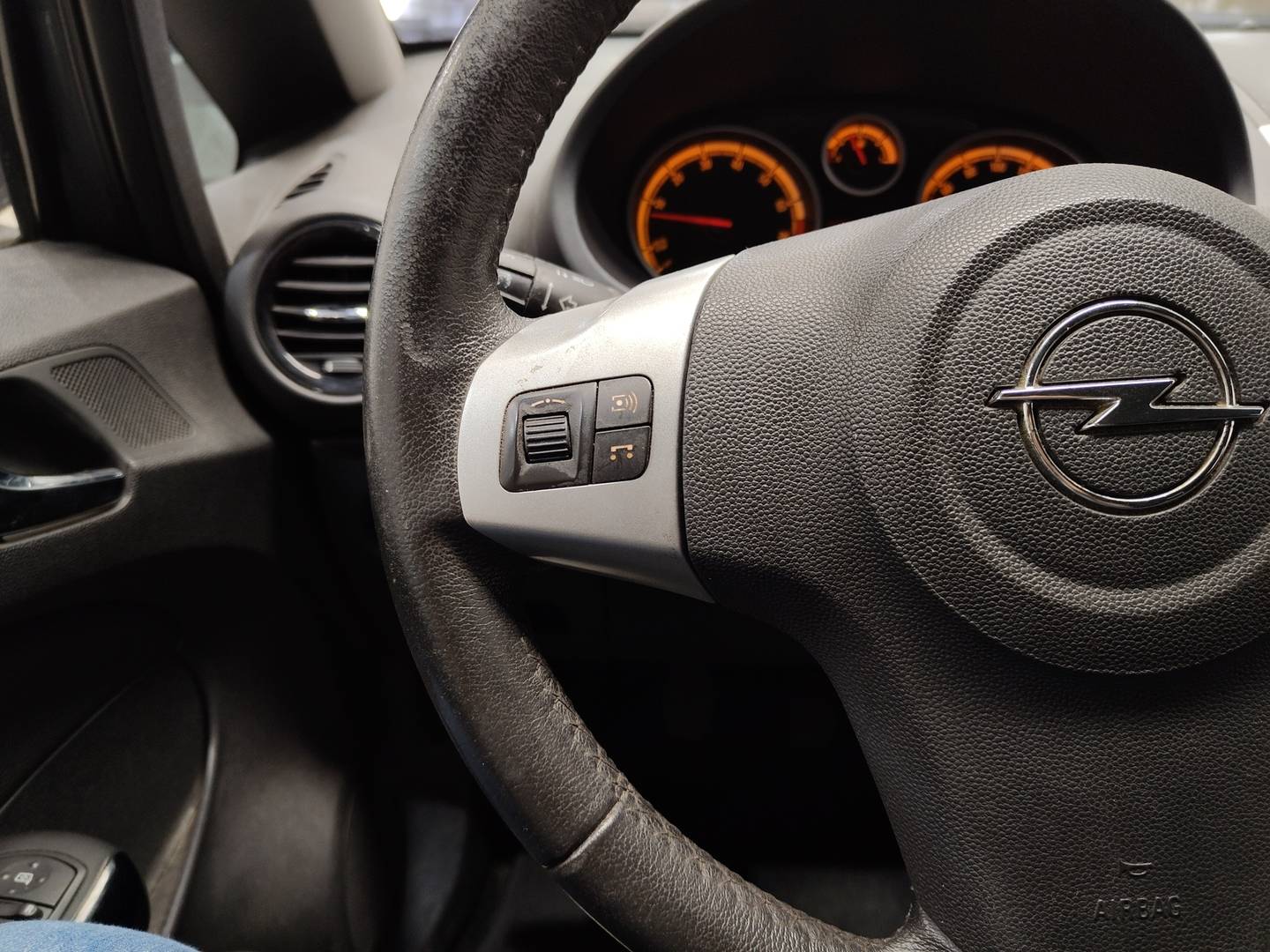 Opel Corsa Opel Corsa 1.2 S&S Selective (85 CV) seminuevo